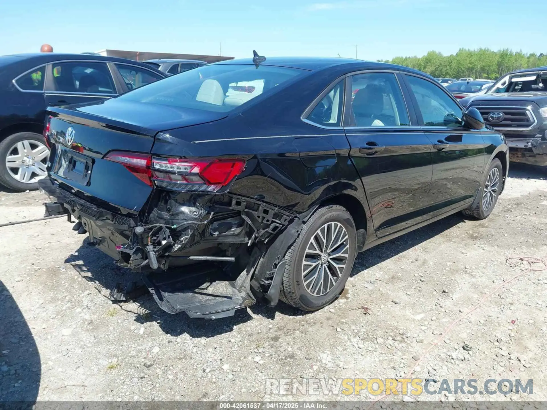4 Photograph of a damaged car 3VWC57BU6MM000964 VOLKSWAGEN JETTA 2021