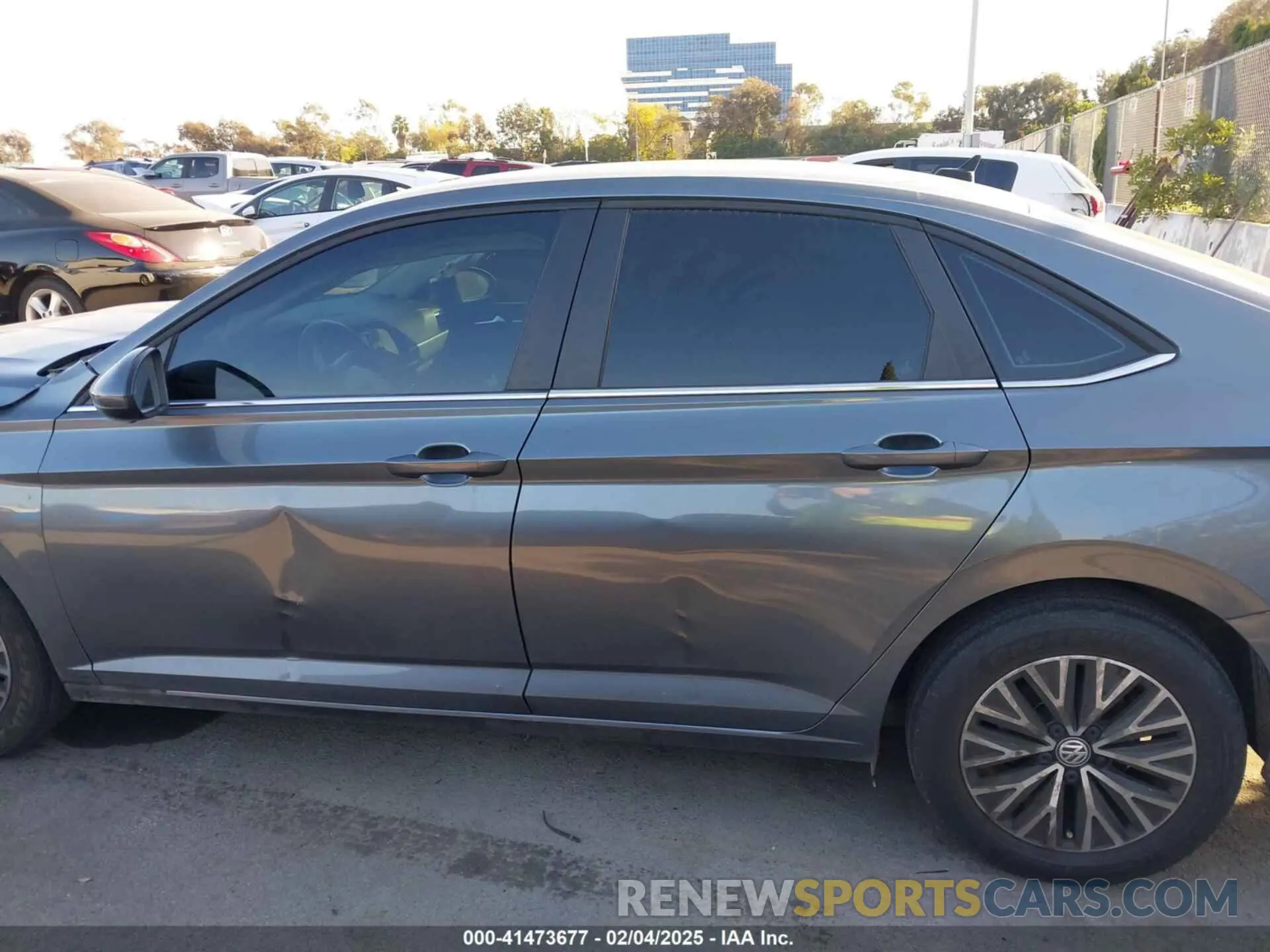 14 Photograph of a damaged car 3VWC57BU6MM004304 VOLKSWAGEN JETTA 2021