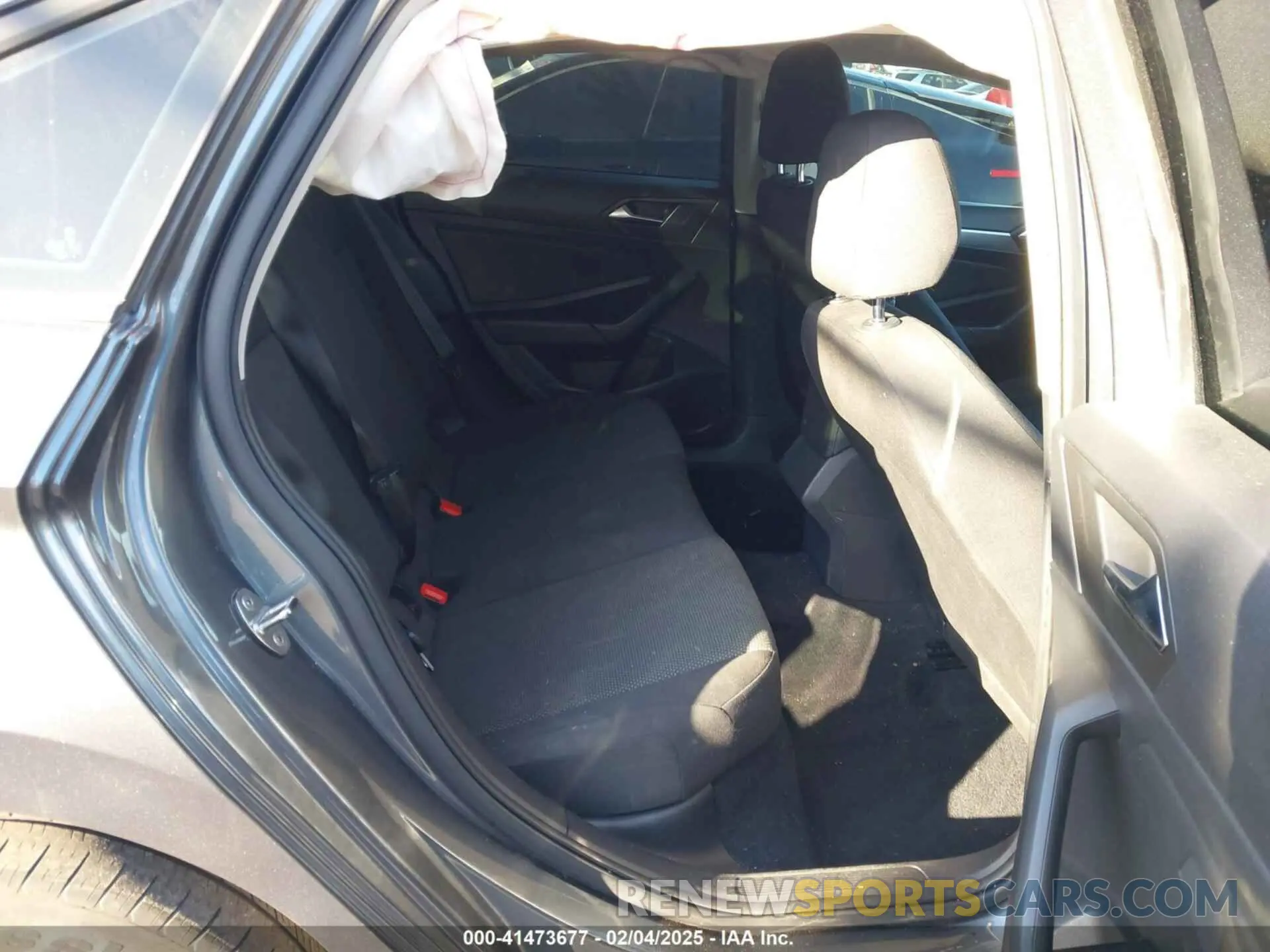 8 Photograph of a damaged car 3VWC57BU6MM004304 VOLKSWAGEN JETTA 2021