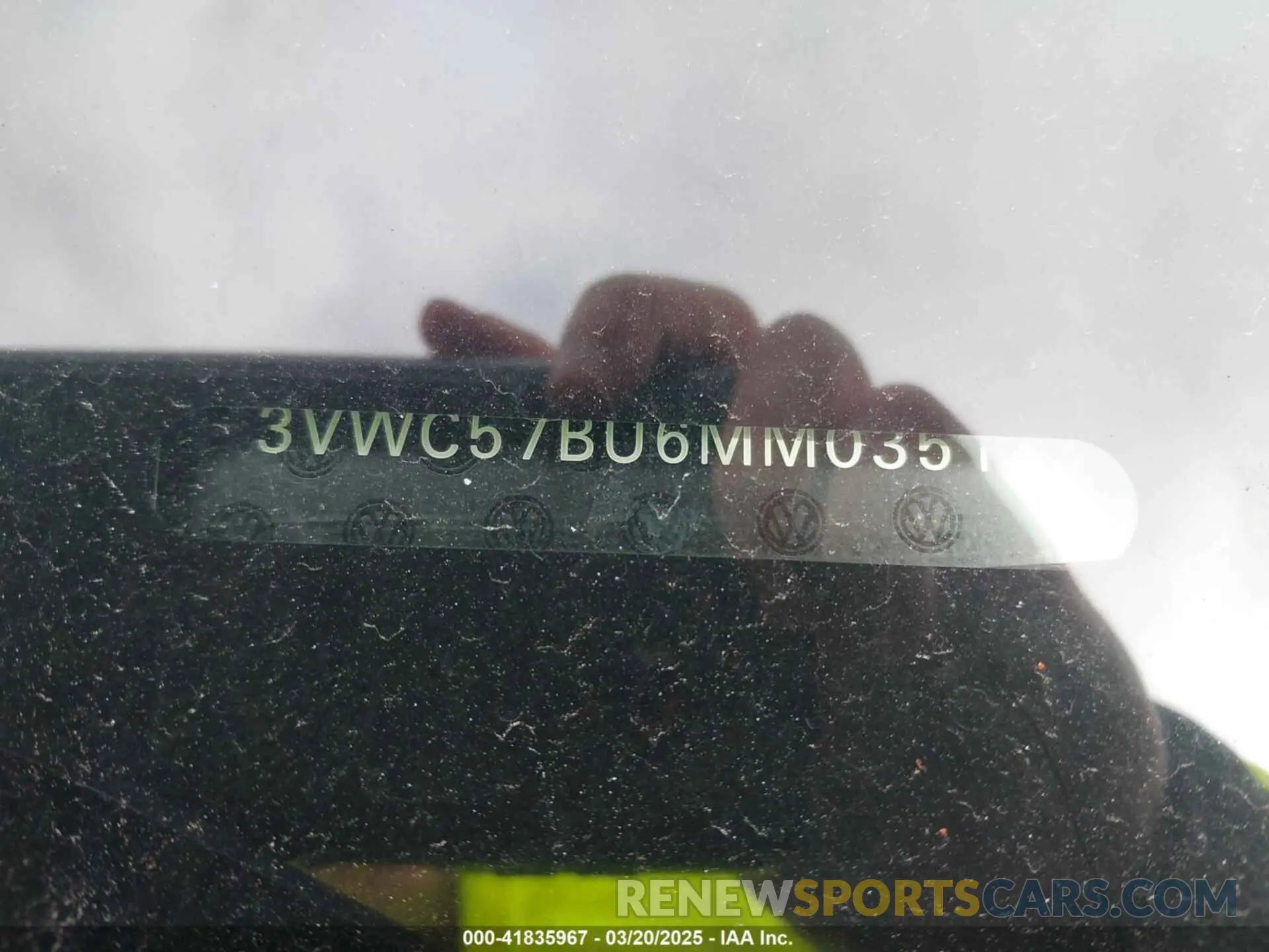 9 Photograph of a damaged car 3VWC57BU6MM035133 VOLKSWAGEN JETTA 2021