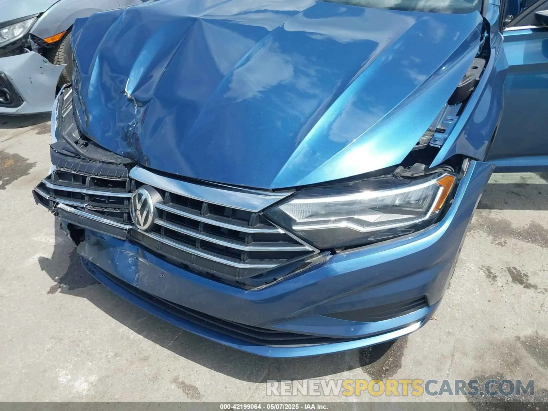 17 Photograph of a damaged car 3VWC57BU6MM046066 VOLKSWAGEN JETTA 2021
