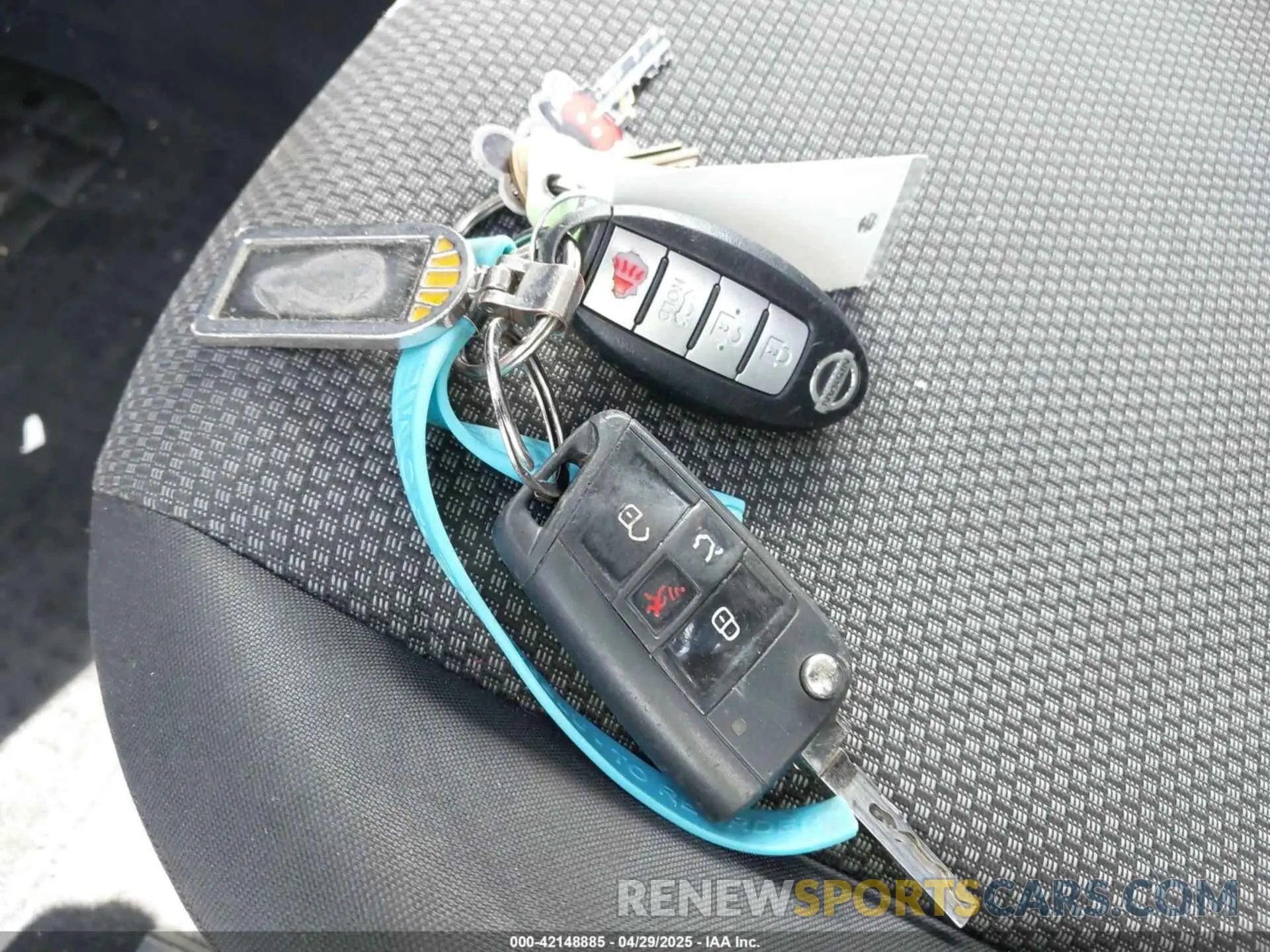 11 Photograph of a damaged car 3VWC57BU7MM013061 VOLKSWAGEN JETTA 2021