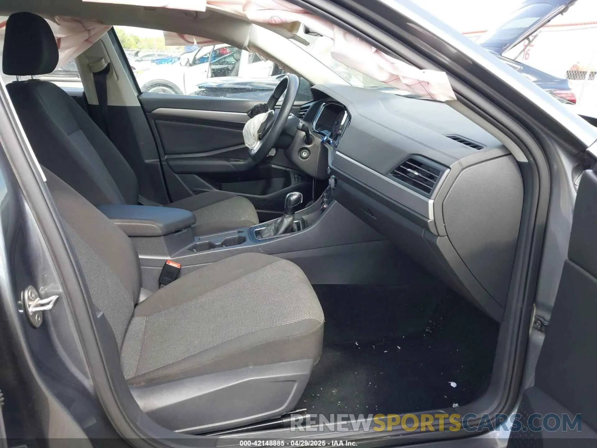 5 Photograph of a damaged car 3VWC57BU7MM013061 VOLKSWAGEN JETTA 2021