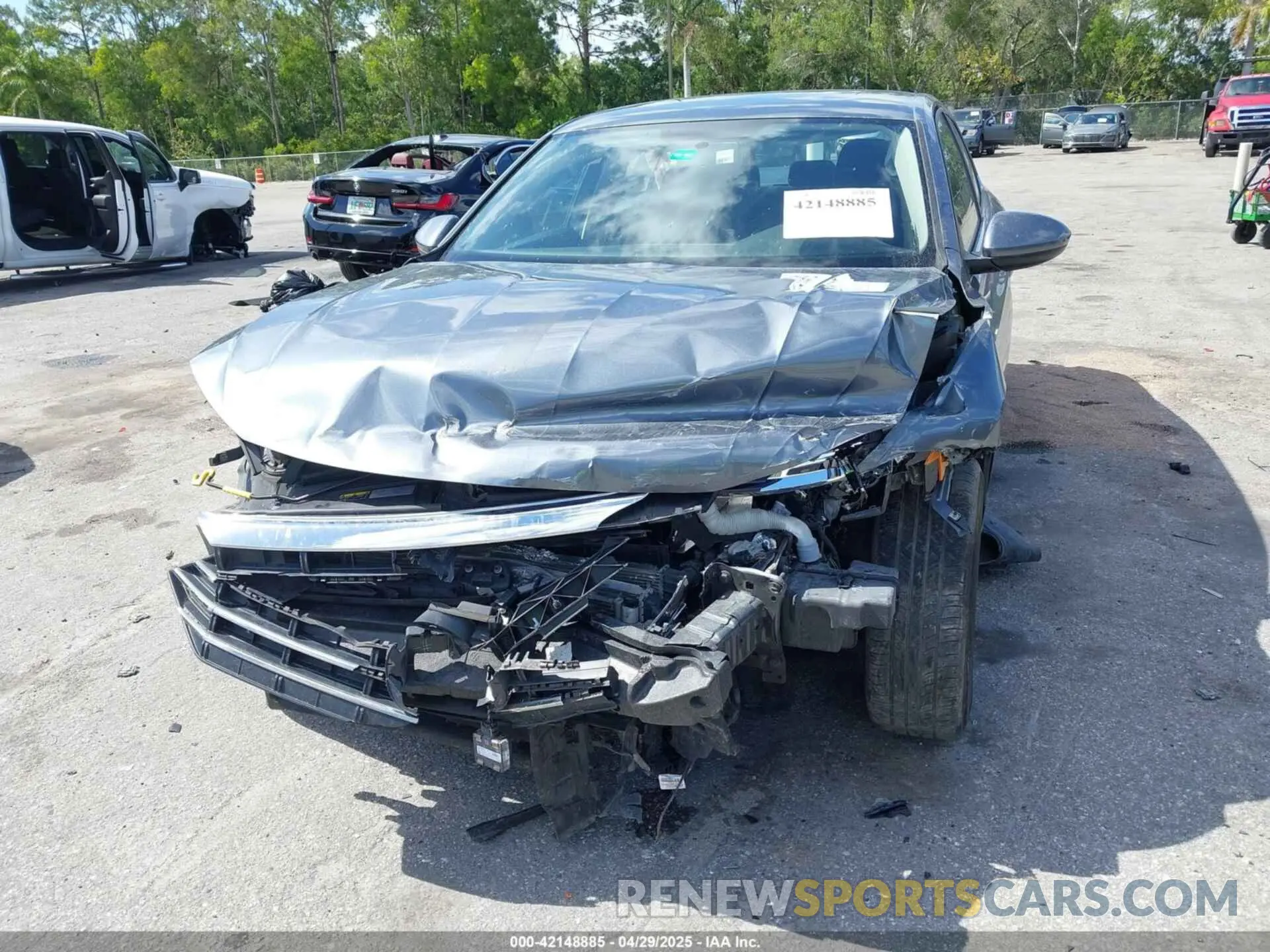 6 Photograph of a damaged car 3VWC57BU7MM013061 VOLKSWAGEN JETTA 2021