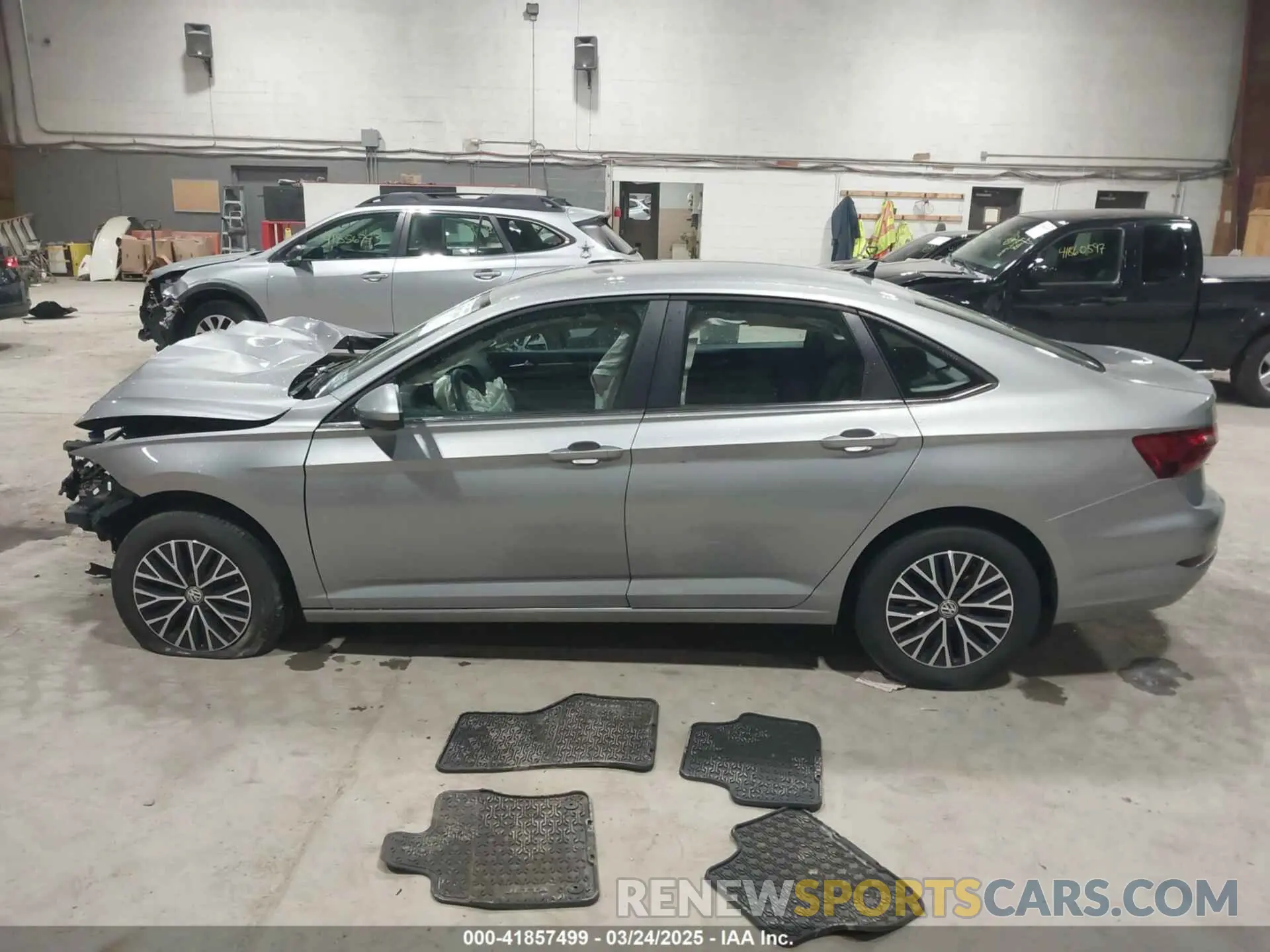 14 Photograph of a damaged car 3VWC57BU8MM017300 VOLKSWAGEN JETTA 2021
