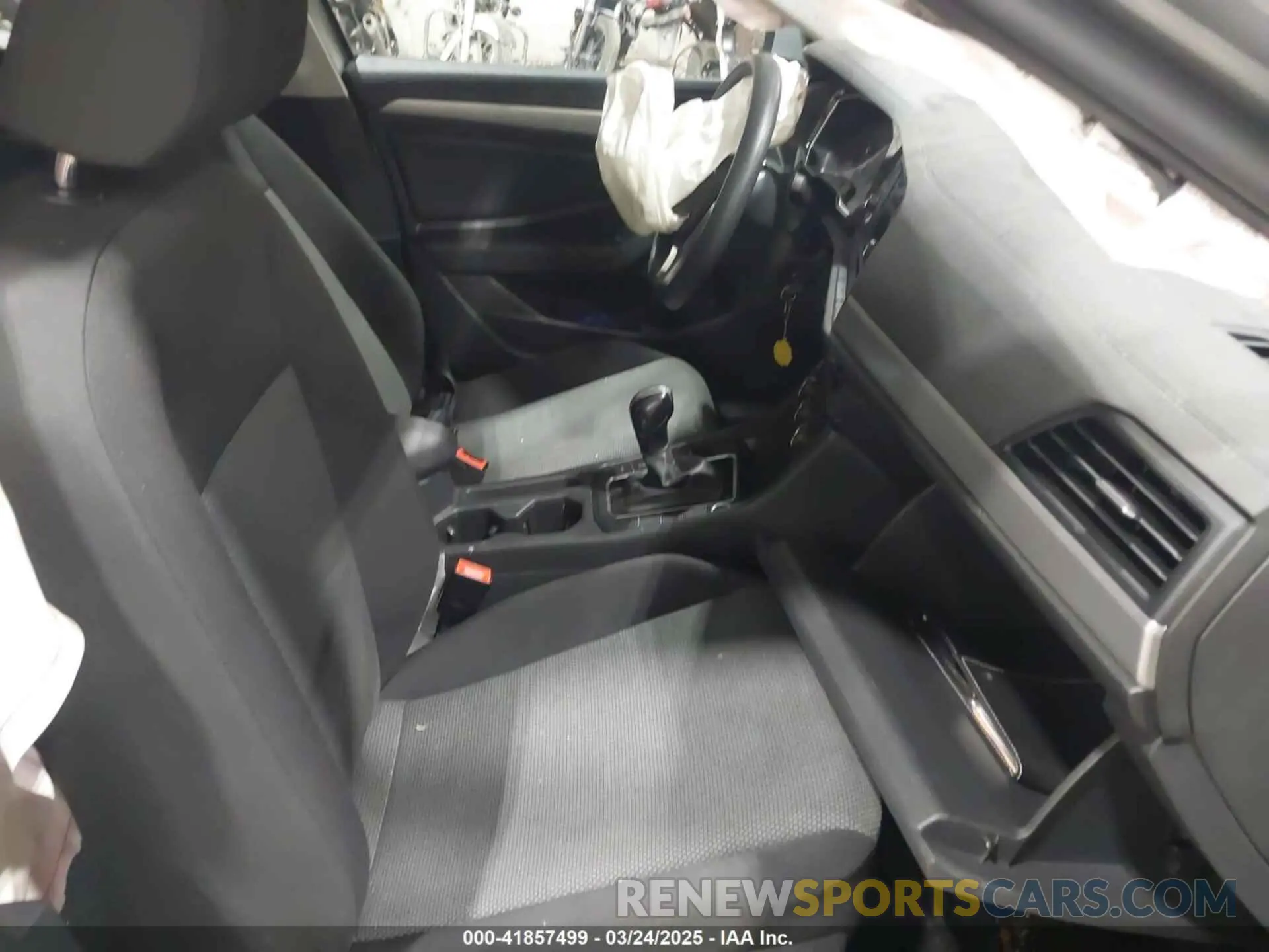5 Photograph of a damaged car 3VWC57BU8MM017300 VOLKSWAGEN JETTA 2021