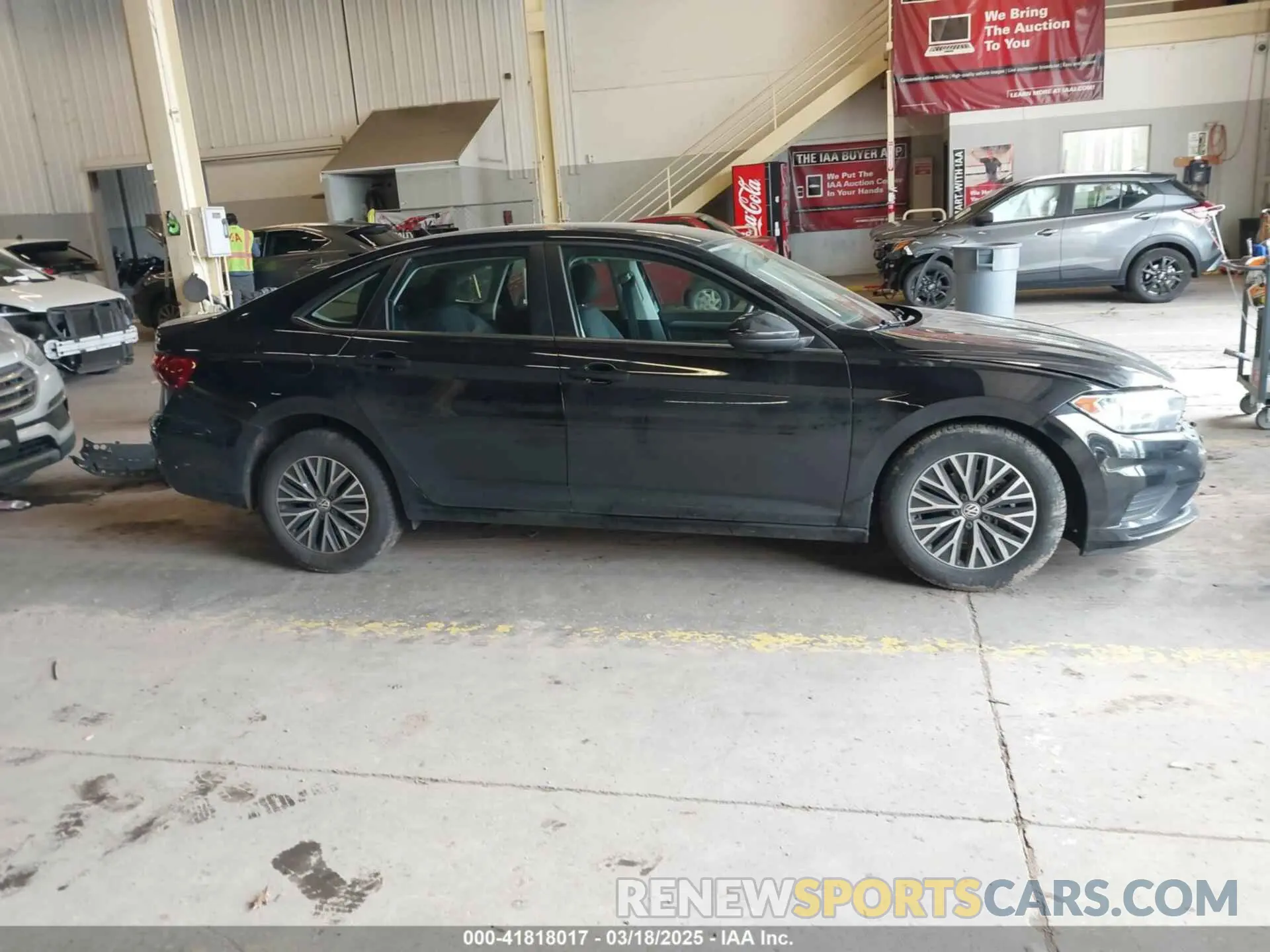 14 Photograph of a damaged car 3VWC57BU8MM051253 VOLKSWAGEN JETTA 2021
