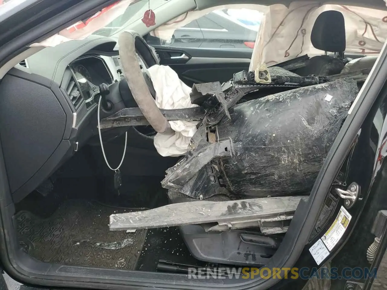 7 Photograph of a damaged car 3VWC57BU8MM084611 VOLKSWAGEN JETTA 2021