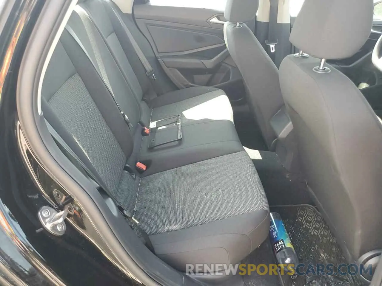 10 Photograph of a damaged car 3VWC57BU9MM013630 VOLKSWAGEN JETTA 2021
