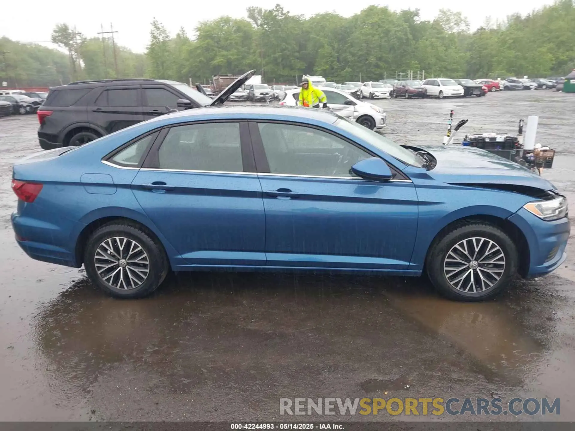 13 Photograph of a damaged car 3VWC57BU9MM054792 VOLKSWAGEN JETTA 2021