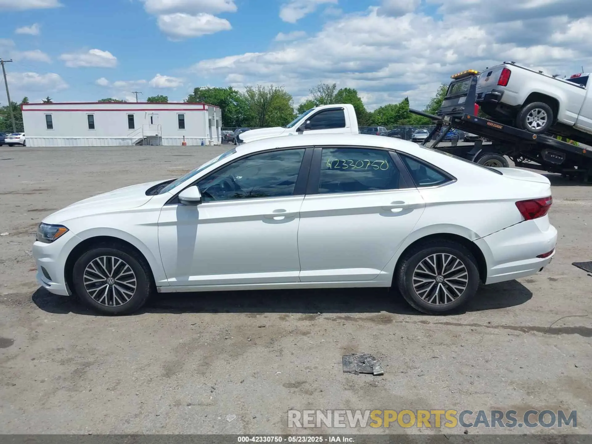 13 Photograph of a damaged car 3VWC57BU9MM072421 VOLKSWAGEN JETTA 2021