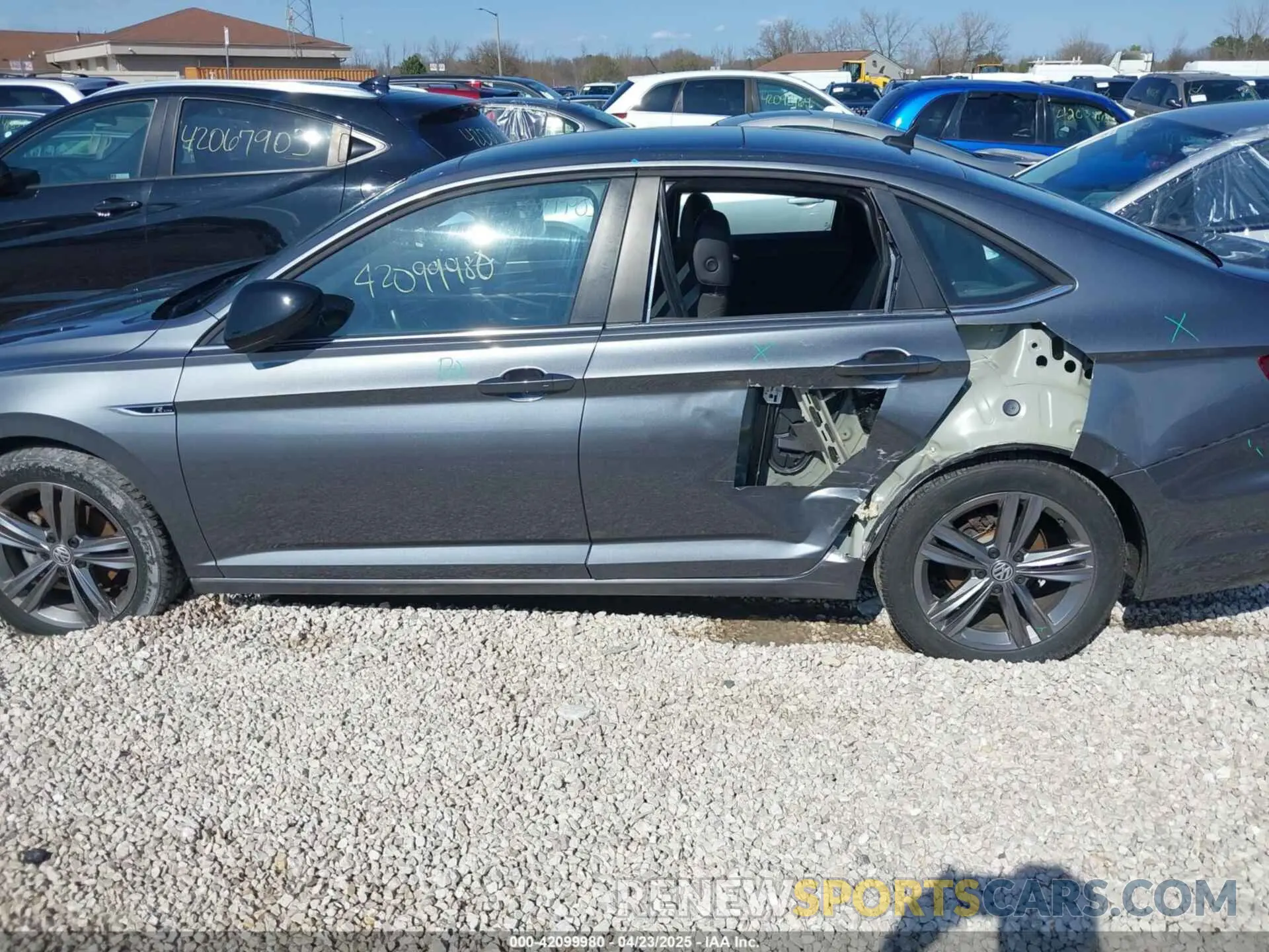 14 Photograph of a damaged car 3VWC57BU9MM083578 VOLKSWAGEN JETTA 2021
