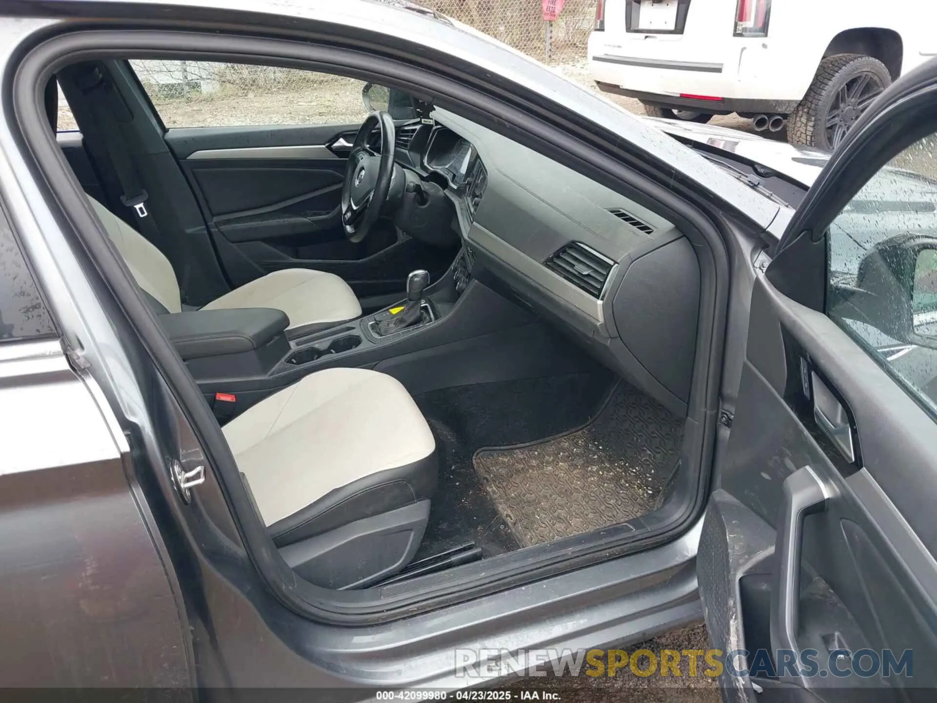 5 Photograph of a damaged car 3VWC57BU9MM083578 VOLKSWAGEN JETTA 2021