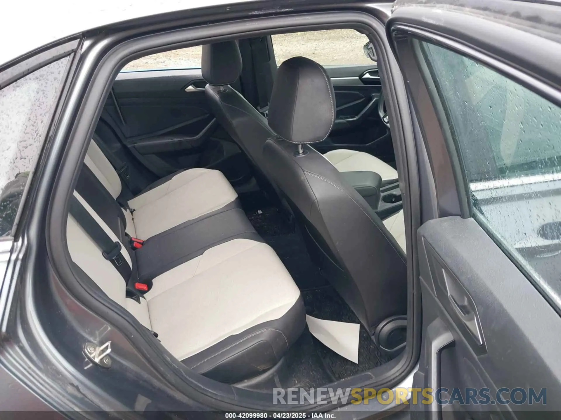 8 Photograph of a damaged car 3VWC57BU9MM083578 VOLKSWAGEN JETTA 2021