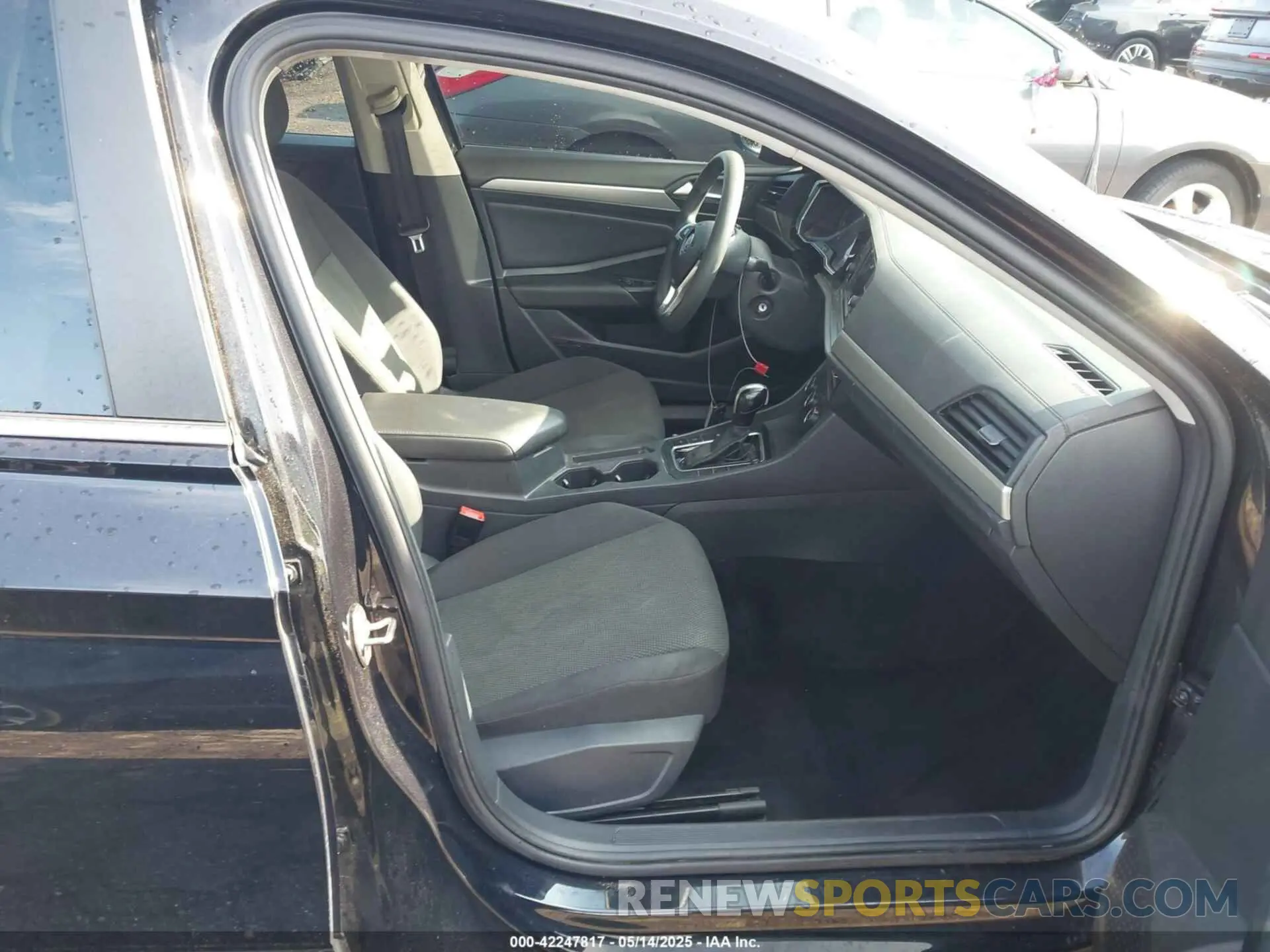 5 Photograph of a damaged car 3VWC57BU9MM098338 VOLKSWAGEN JETTA 2021