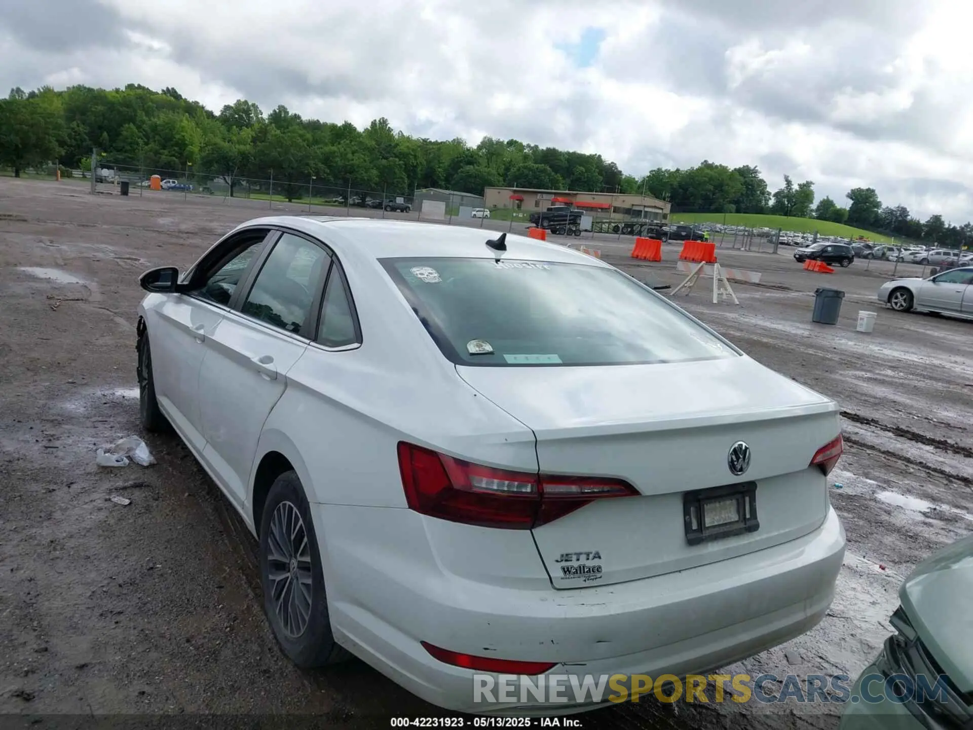 15 Photograph of a damaged car 3VWC57BUXMM010154 VOLKSWAGEN JETTA 2021