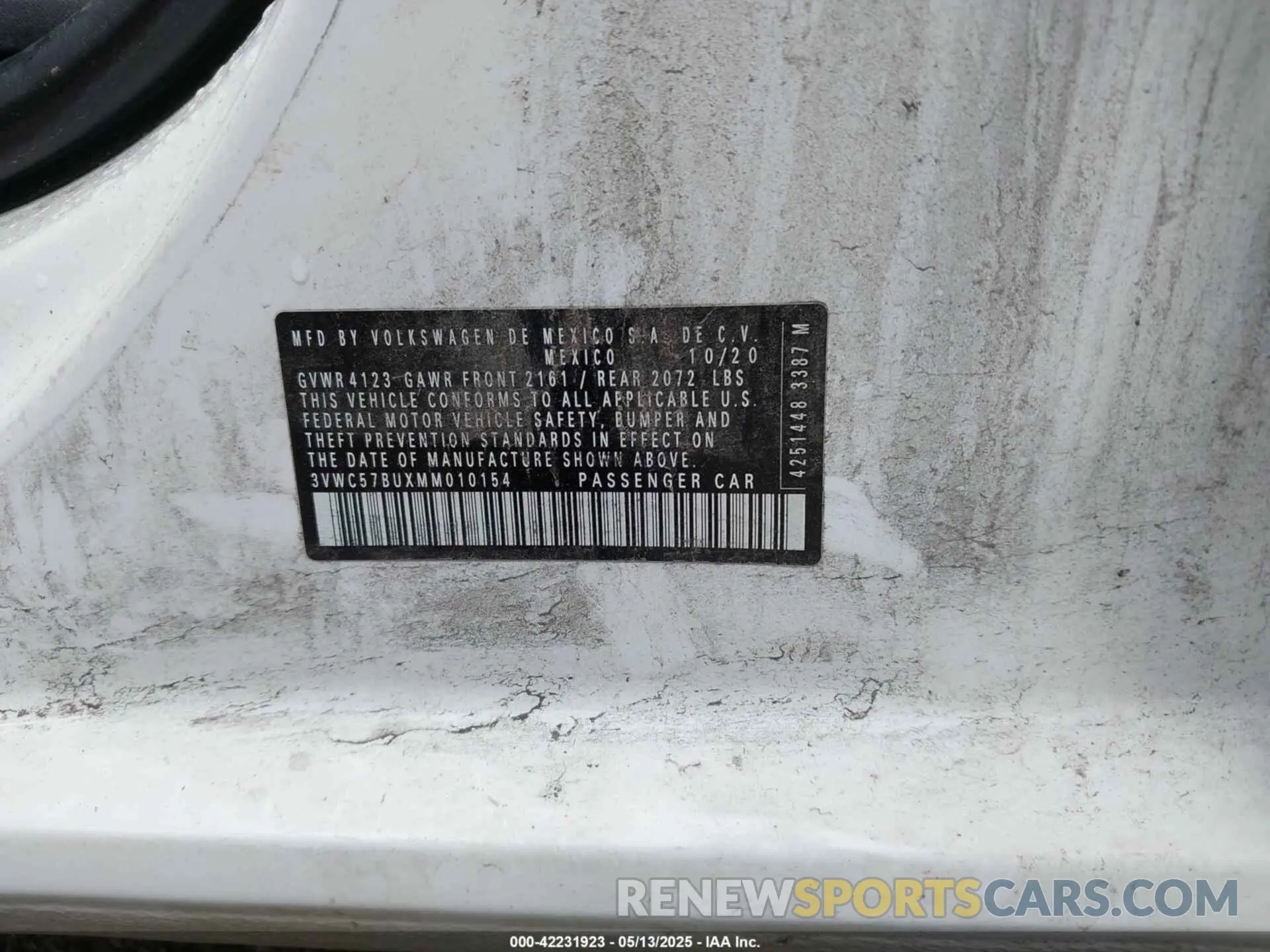 9 Photograph of a damaged car 3VWC57BUXMM010154 VOLKSWAGEN JETTA 2021