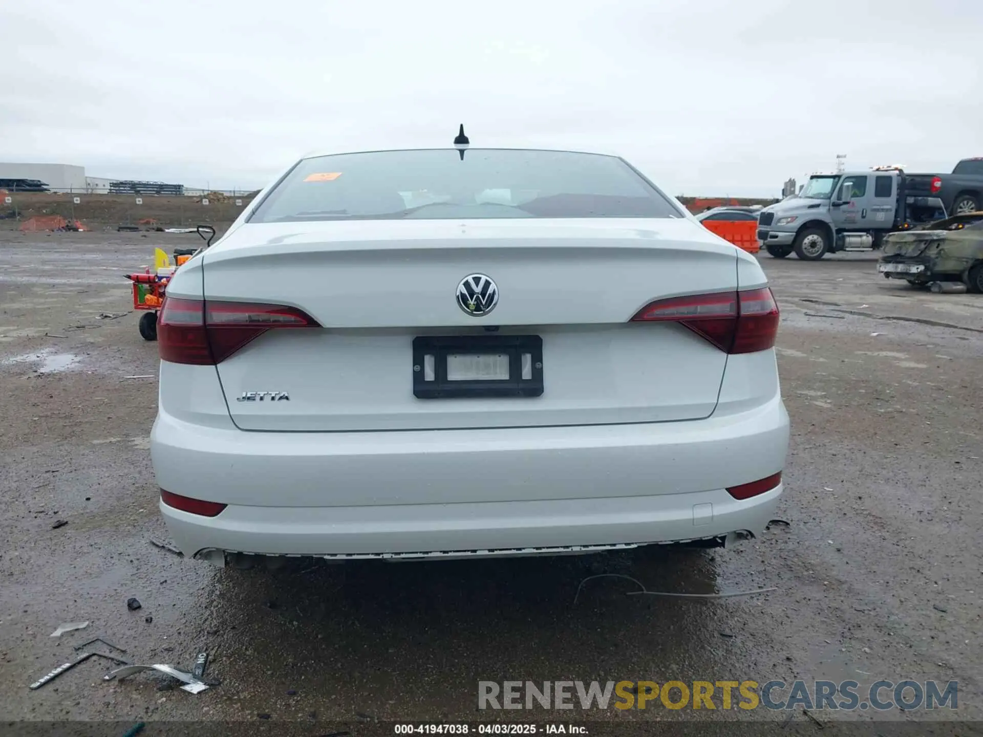 17 Photograph of a damaged car 3VWC57BUXMM017430 VOLKSWAGEN JETTA 2021