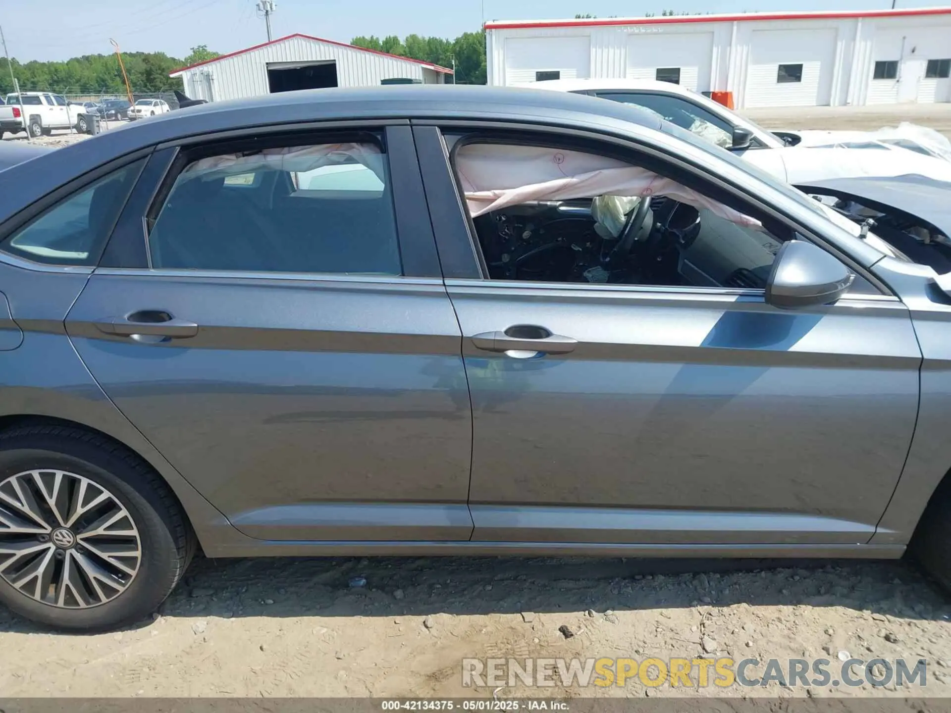 13 Photograph of a damaged car 3VWC57BUXMM027732 VOLKSWAGEN JETTA 2021