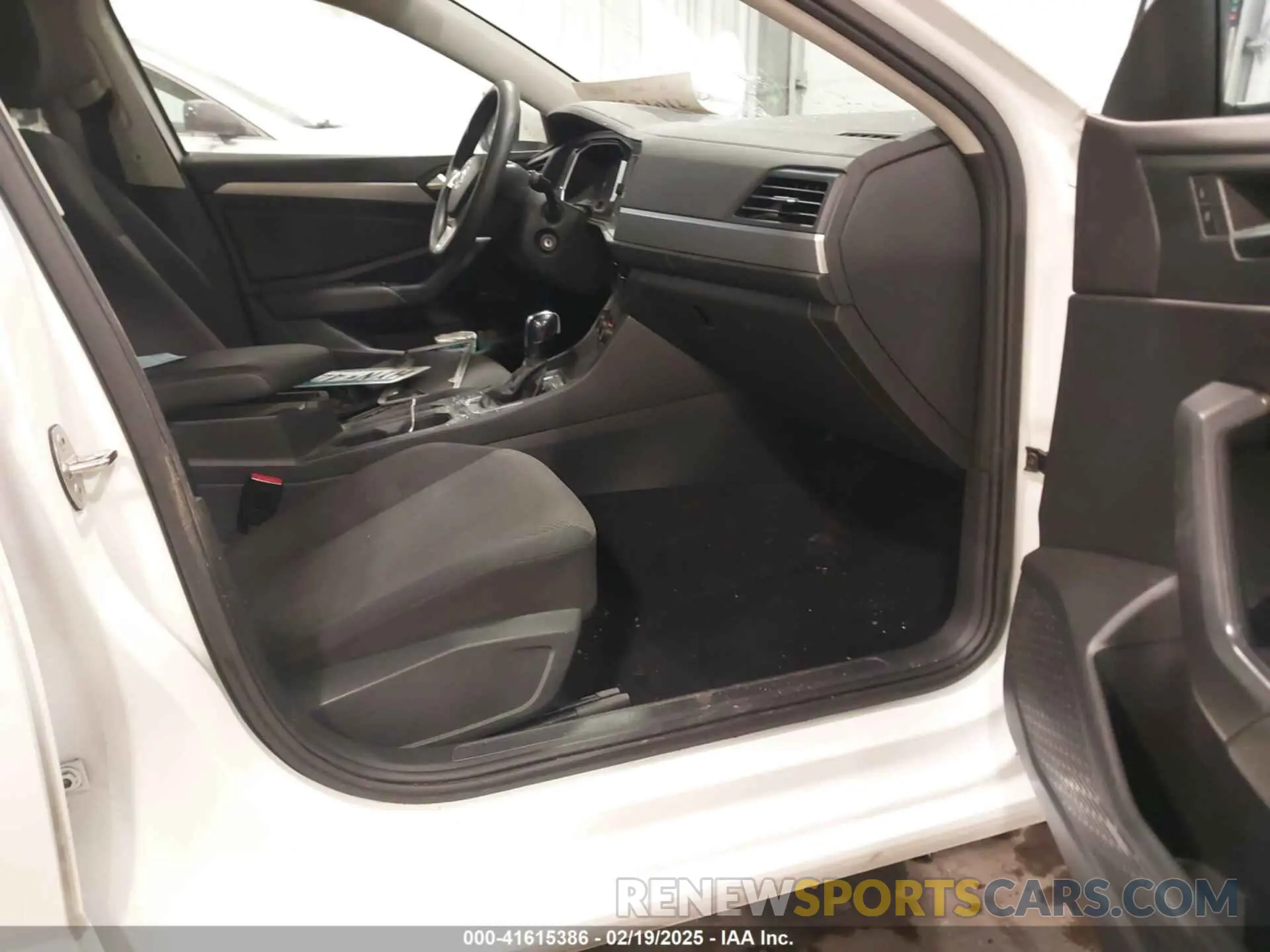 5 Photograph of a damaged car 3VWC57BUXMM069950 VOLKSWAGEN JETTA 2021