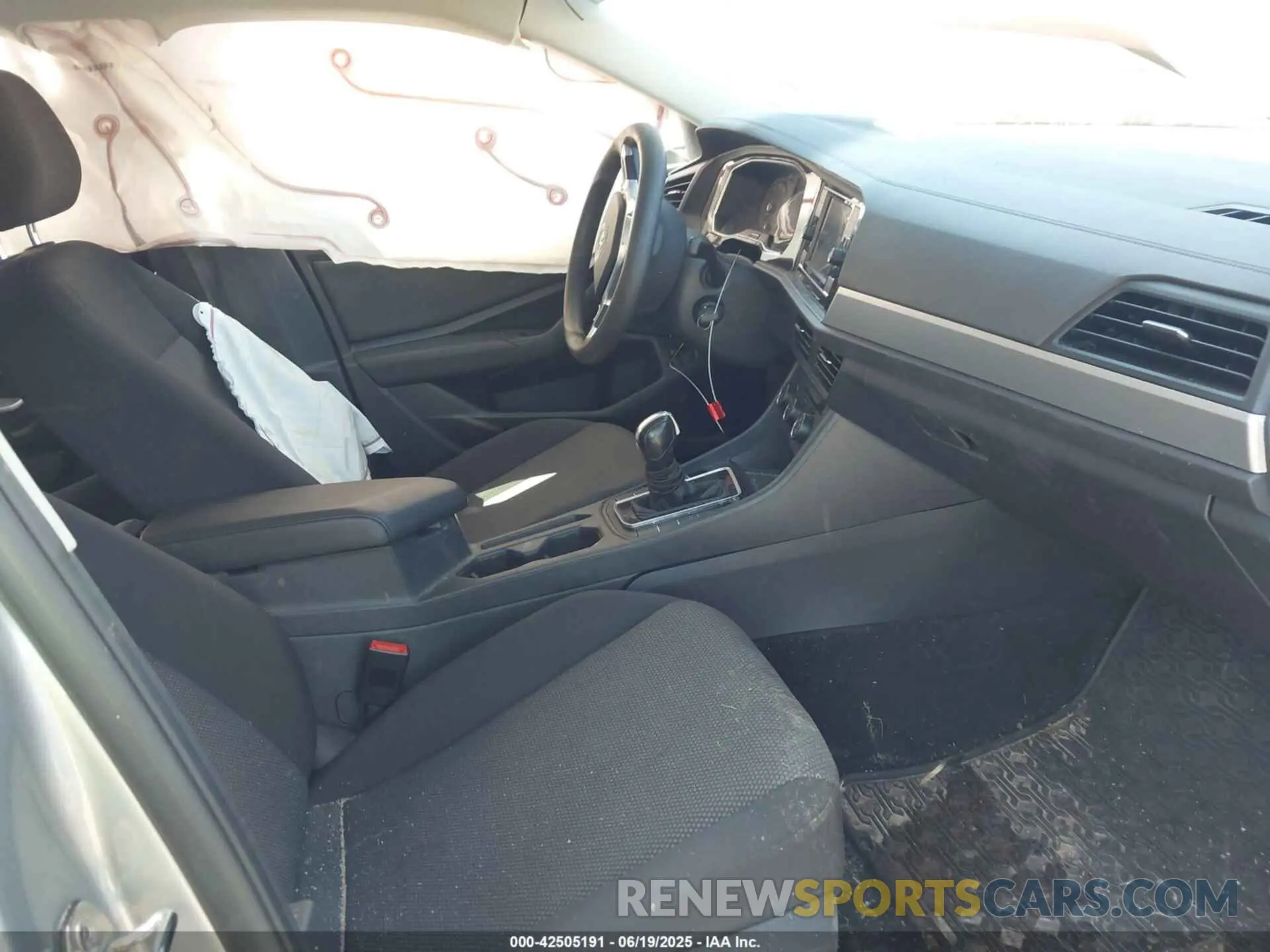 5 Photograph of a damaged car 3VWC57BUXMM085100 VOLKSWAGEN JETTA 2021