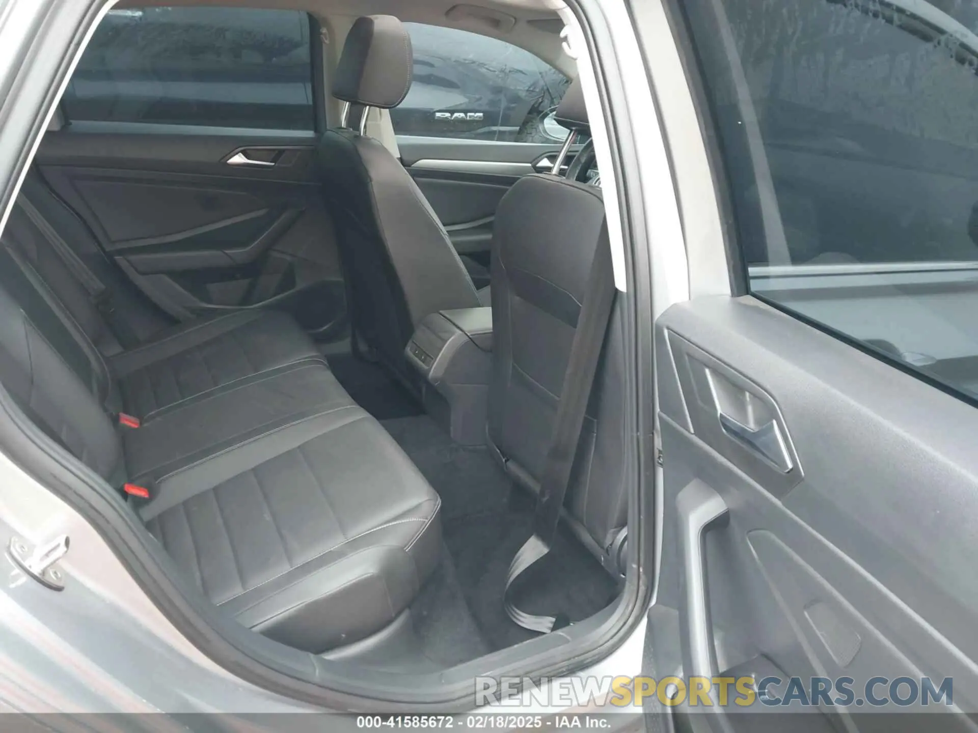 8 Photograph of a damaged car 3VWC57BUXMM092872 VOLKSWAGEN JETTA 2021