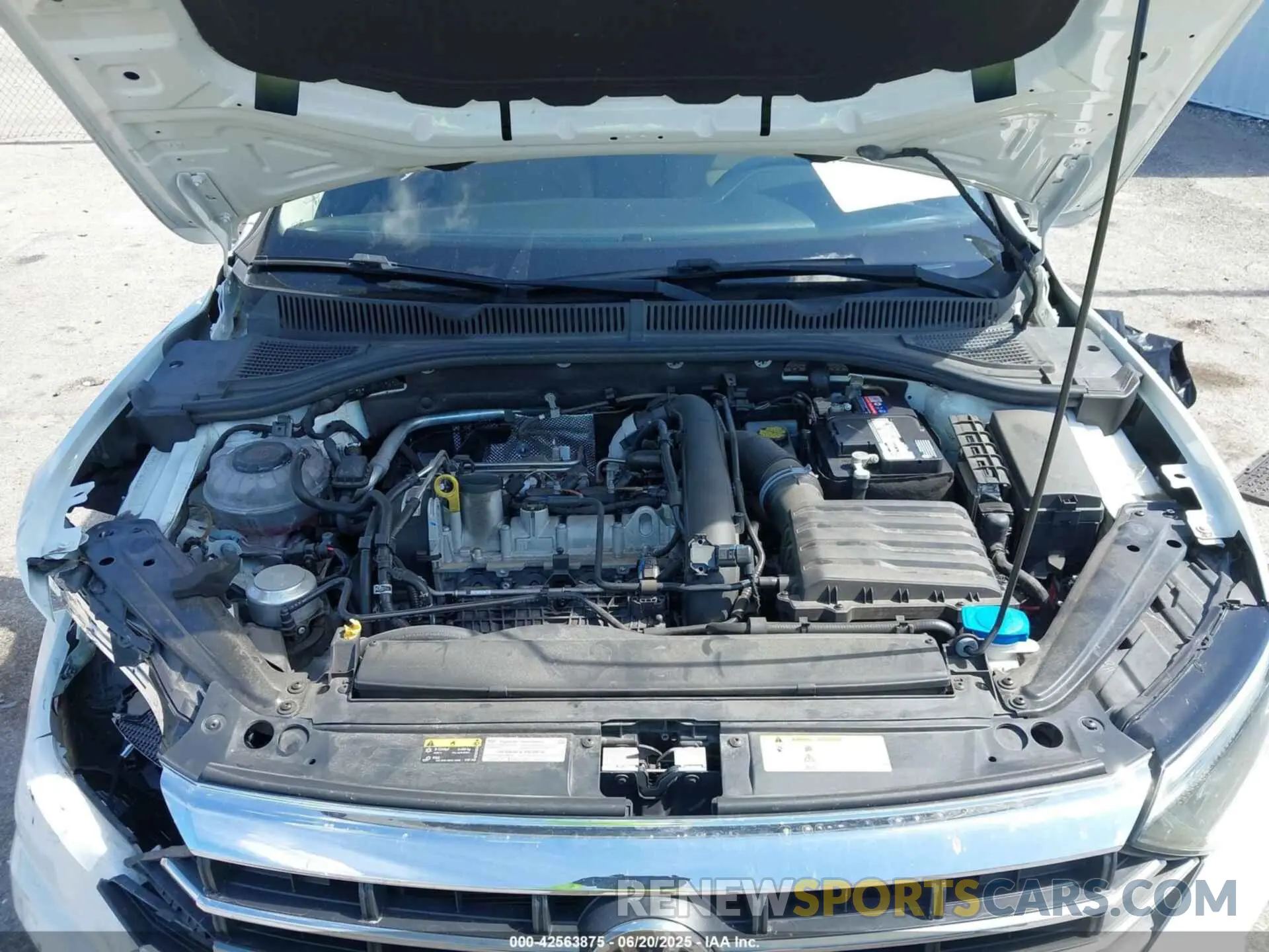 10 Photograph of a damaged car 3VWE57BU2MM047028 VOLKSWAGEN JETTA 2021