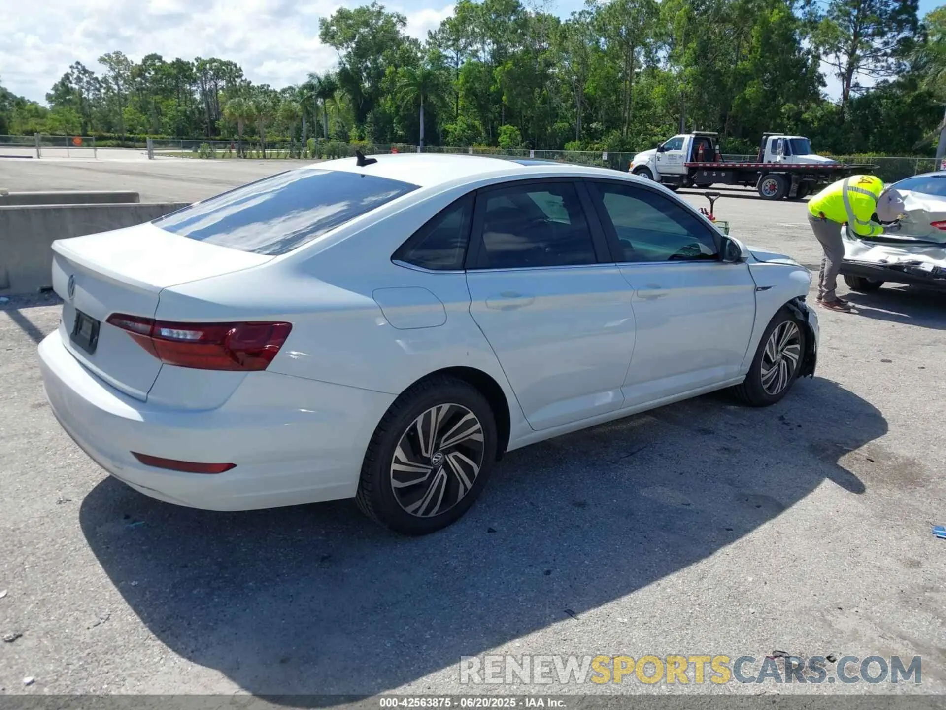 4 Photograph of a damaged car 3VWE57BU2MM047028 VOLKSWAGEN JETTA 2021