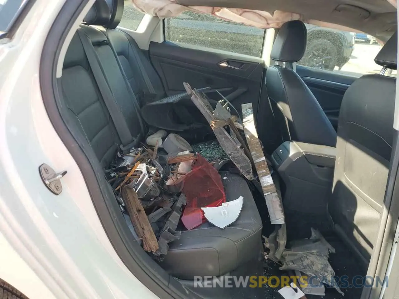 10 Photograph of a damaged car 3VWE57BU8MM084746 VOLKSWAGEN JETTA 2021