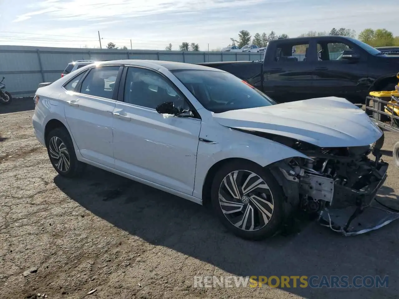 4 Photograph of a damaged car 3VWE57BU8MM084746 VOLKSWAGEN JETTA 2021