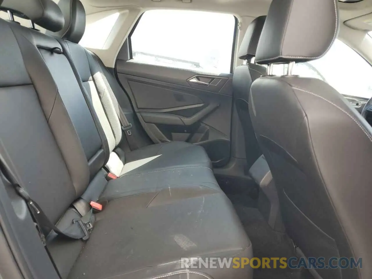 10 Photograph of a damaged car 3VWE57BU9MM077191 VOLKSWAGEN JETTA 2021