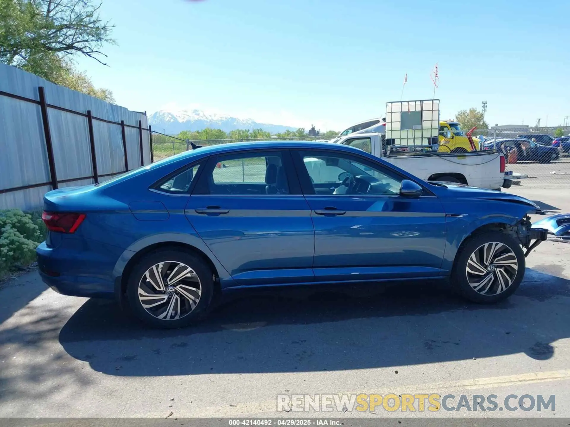 13 Photograph of a damaged car 3VWE57BUXMM050386 VOLKSWAGEN JETTA 2021