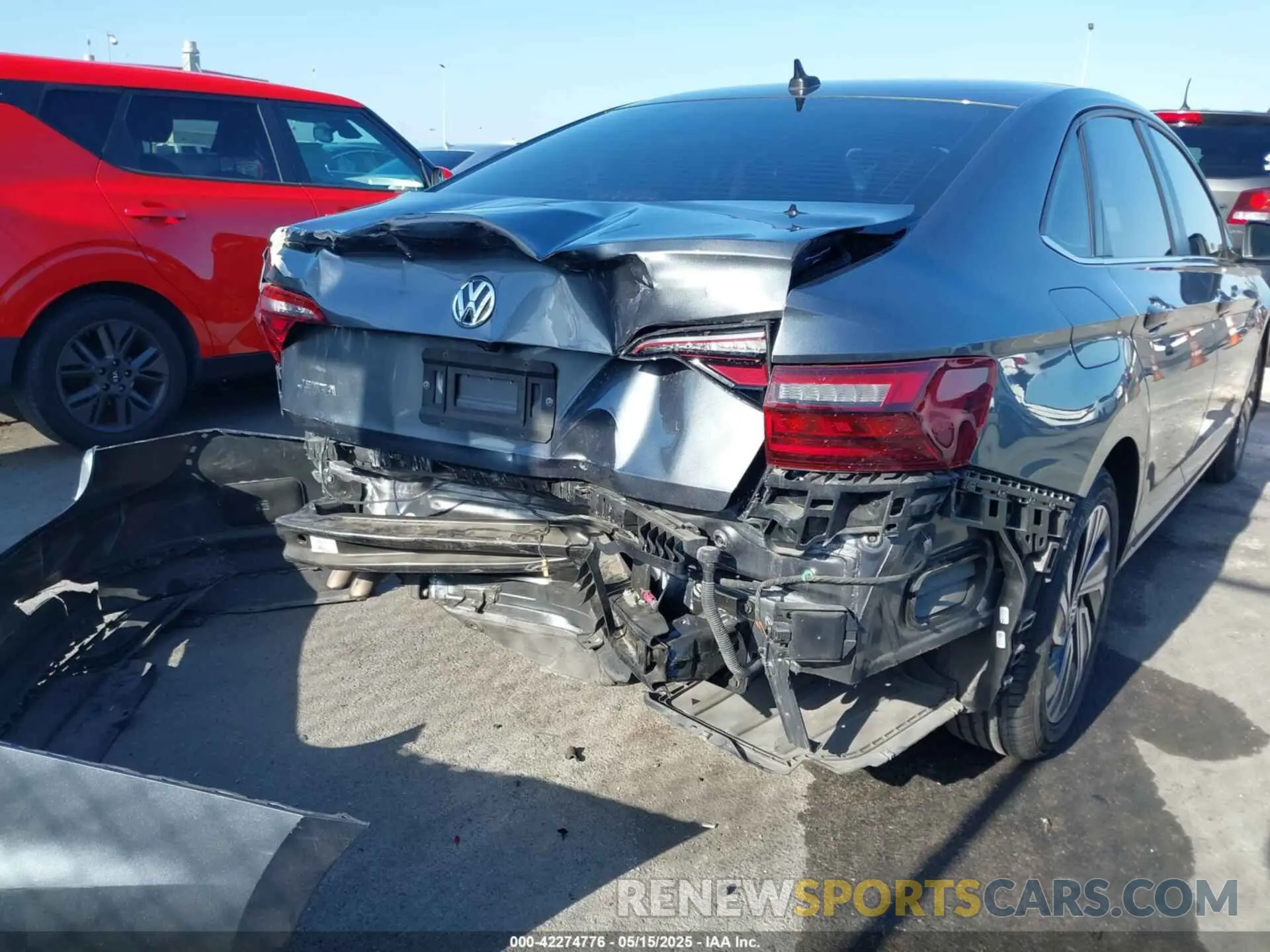 18 Photograph of a damaged car 3VWG57BU2MM010344 VOLKSWAGEN JETTA 2021