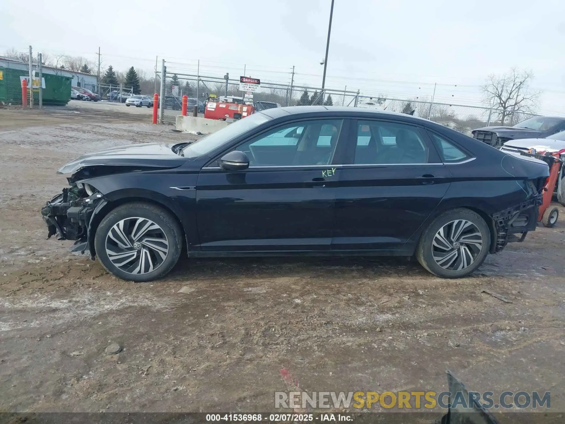 15 Photograph of a damaged car 3VWG57BU4MM046195 VOLKSWAGEN JETTA 2021