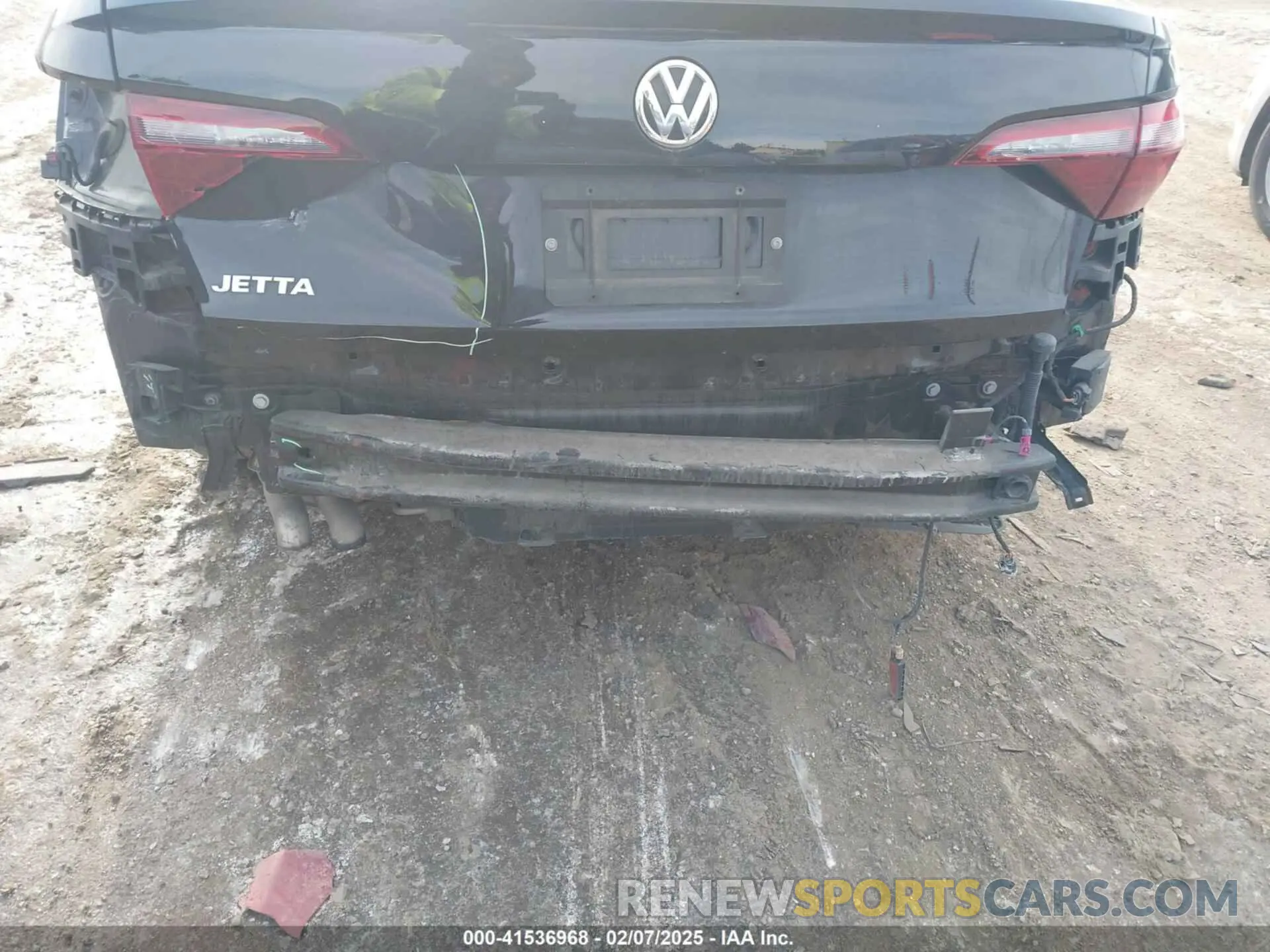 18 Photograph of a damaged car 3VWG57BU4MM046195 VOLKSWAGEN JETTA 2021