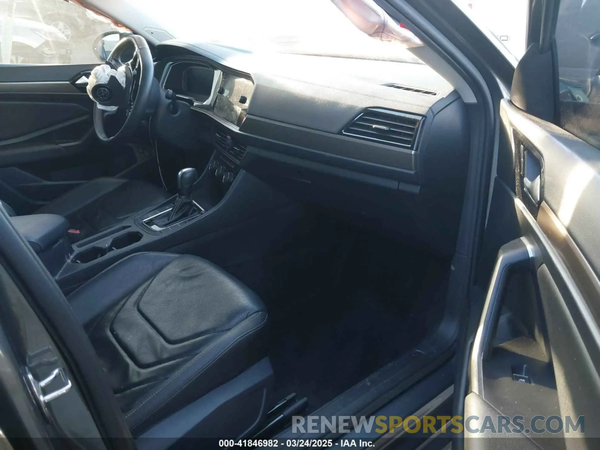 5 Photograph of a damaged car 3VWG57BU4MM049632 VOLKSWAGEN JETTA 2021