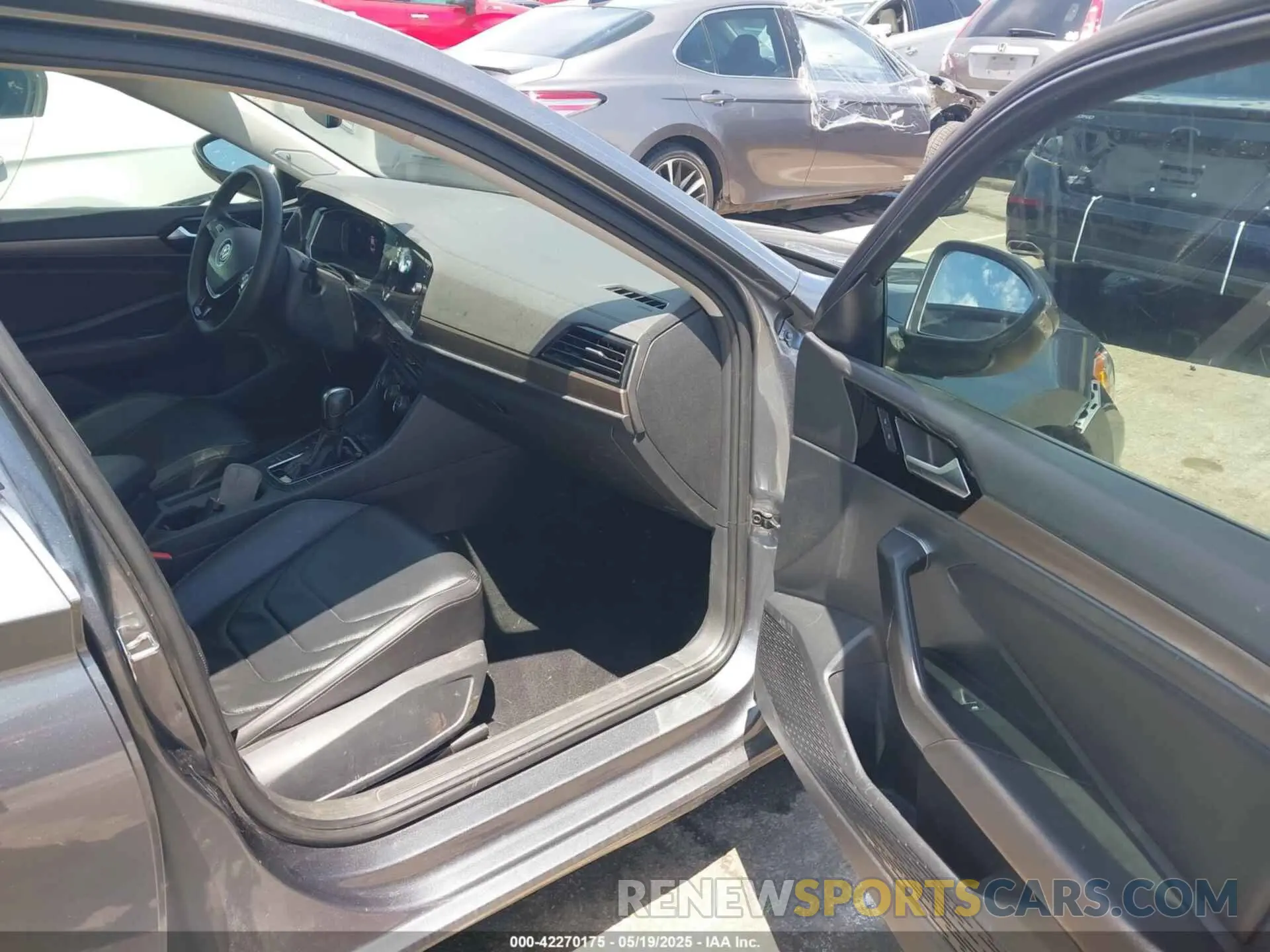 5 Photograph of a damaged car 3VWG57BU9MM100493 VOLKSWAGEN JETTA 2021