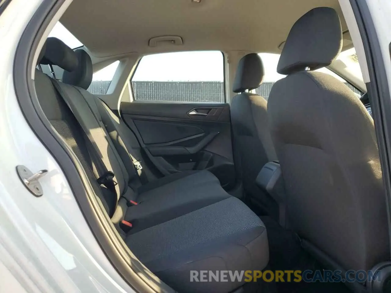 10 Photograph of a damaged car 3VWN57BU1MM068453 VOLKSWAGEN JETTA 2021
