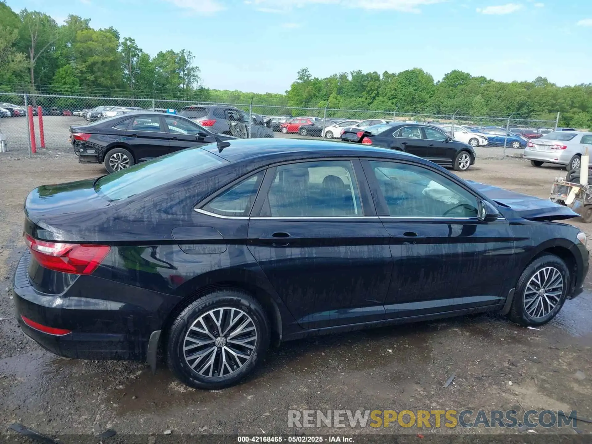 13 Photograph of a damaged car 3VWN57BU1MM103136 VOLKSWAGEN JETTA 2021