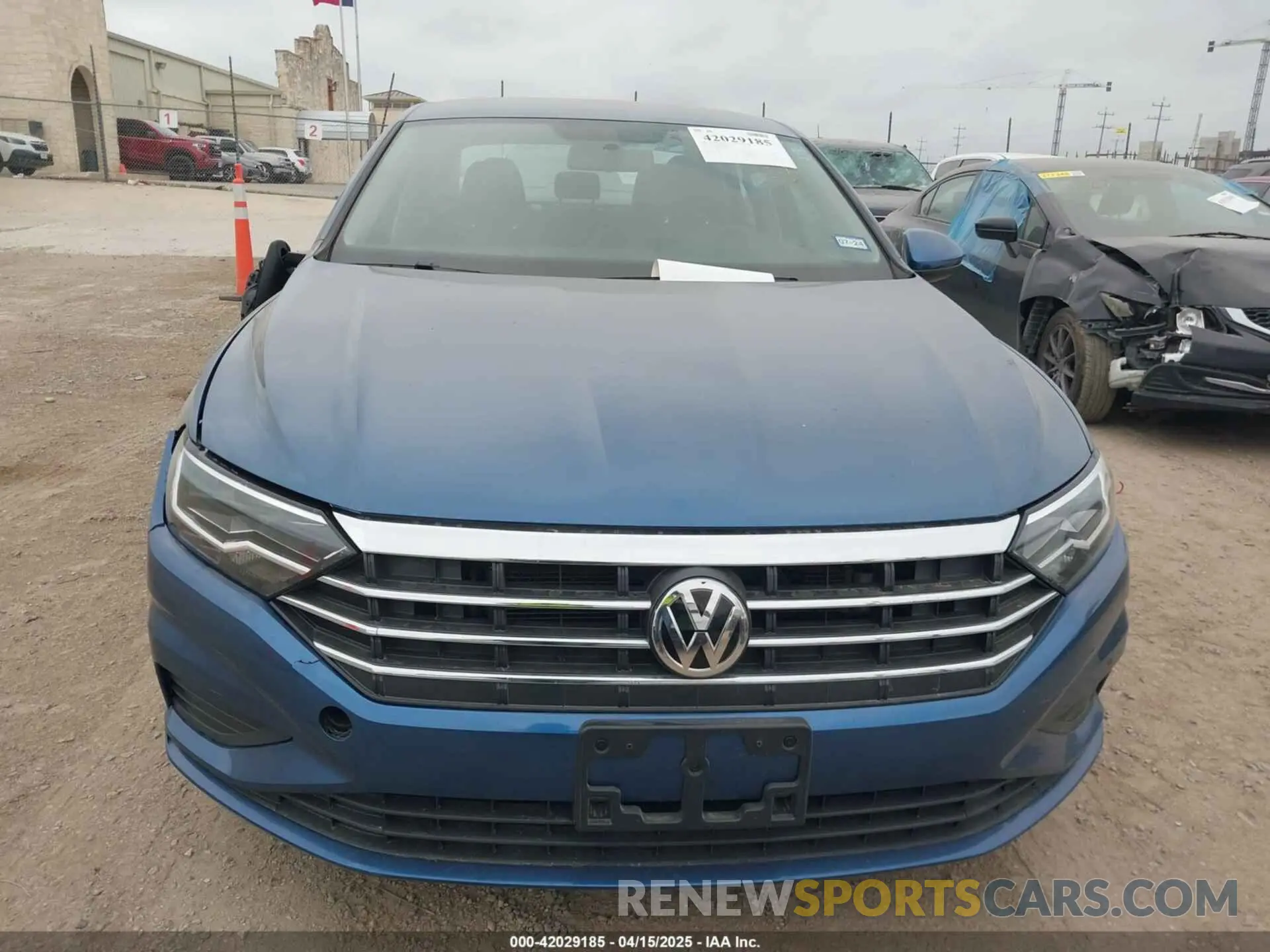 11 Photograph of a damaged car 3VWN57BU6MM000536 VOLKSWAGEN JETTA 2021