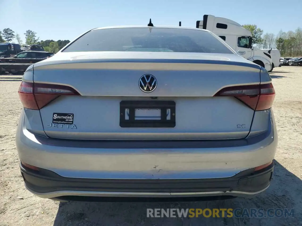 6 Photograph of a damaged car 3VW7M7BU7NM032389 VOLKSWAGEN JETTA 2022