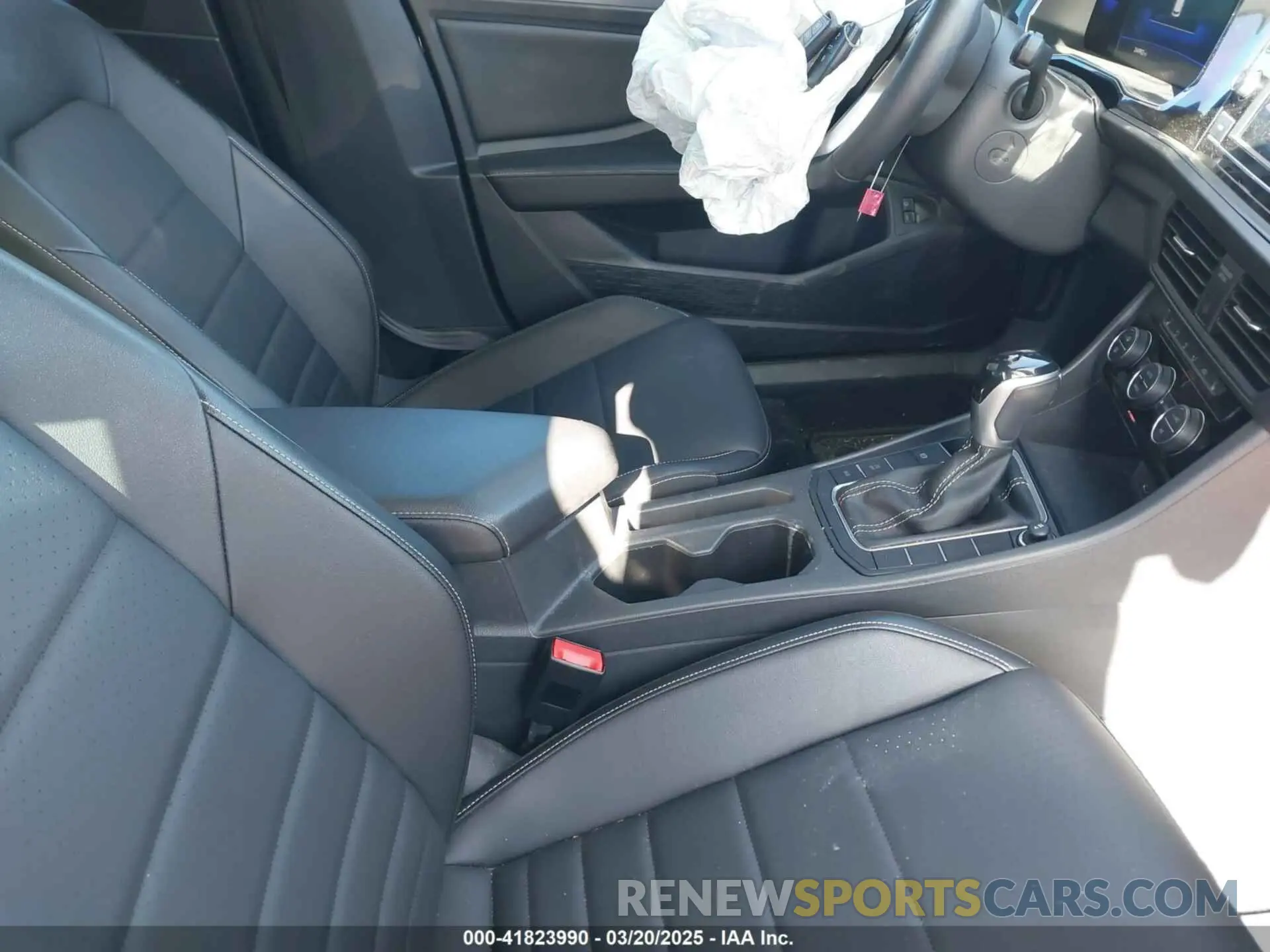 5 Photograph of a damaged car 3VW7M7BU9NM018347 VOLKSWAGEN JETTA 2022