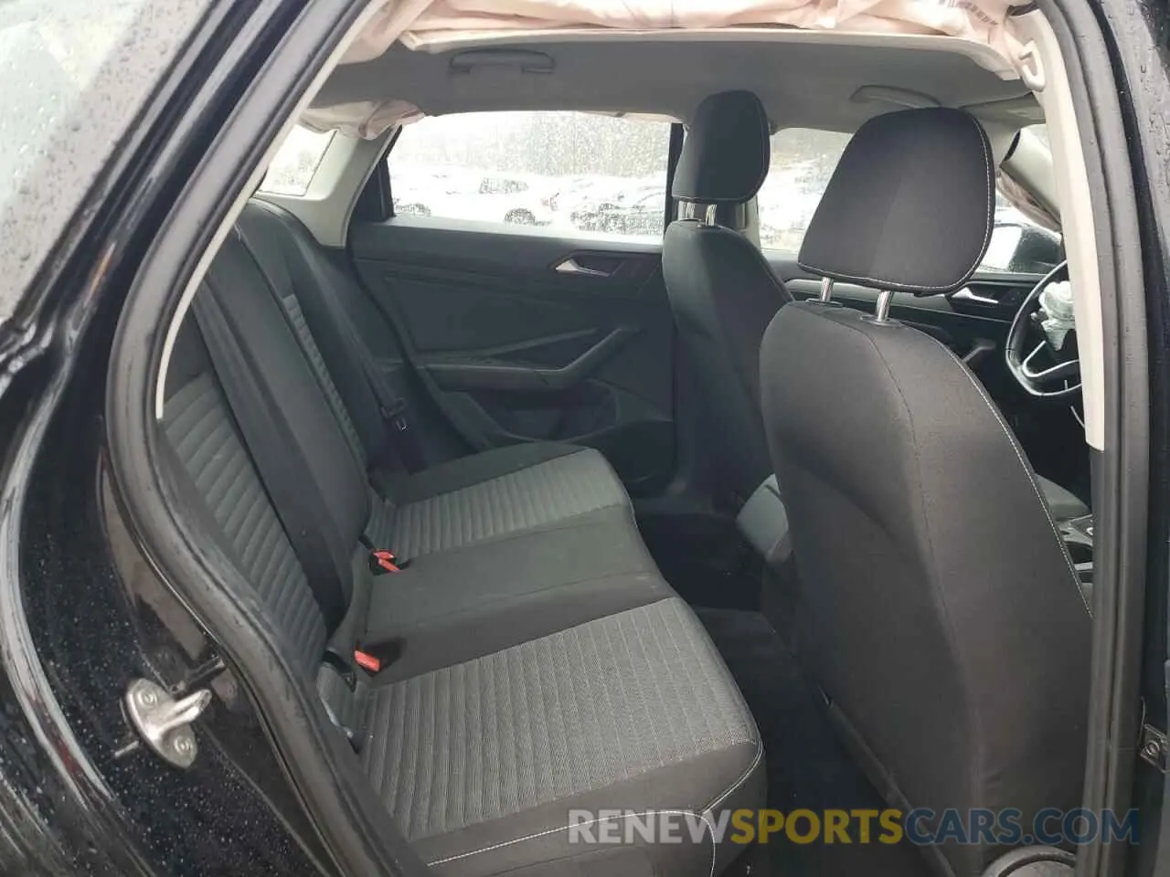 10 Photograph of a damaged car 3VWCM7BU5NM002015 VOLKSWAGEN JETTA 2022