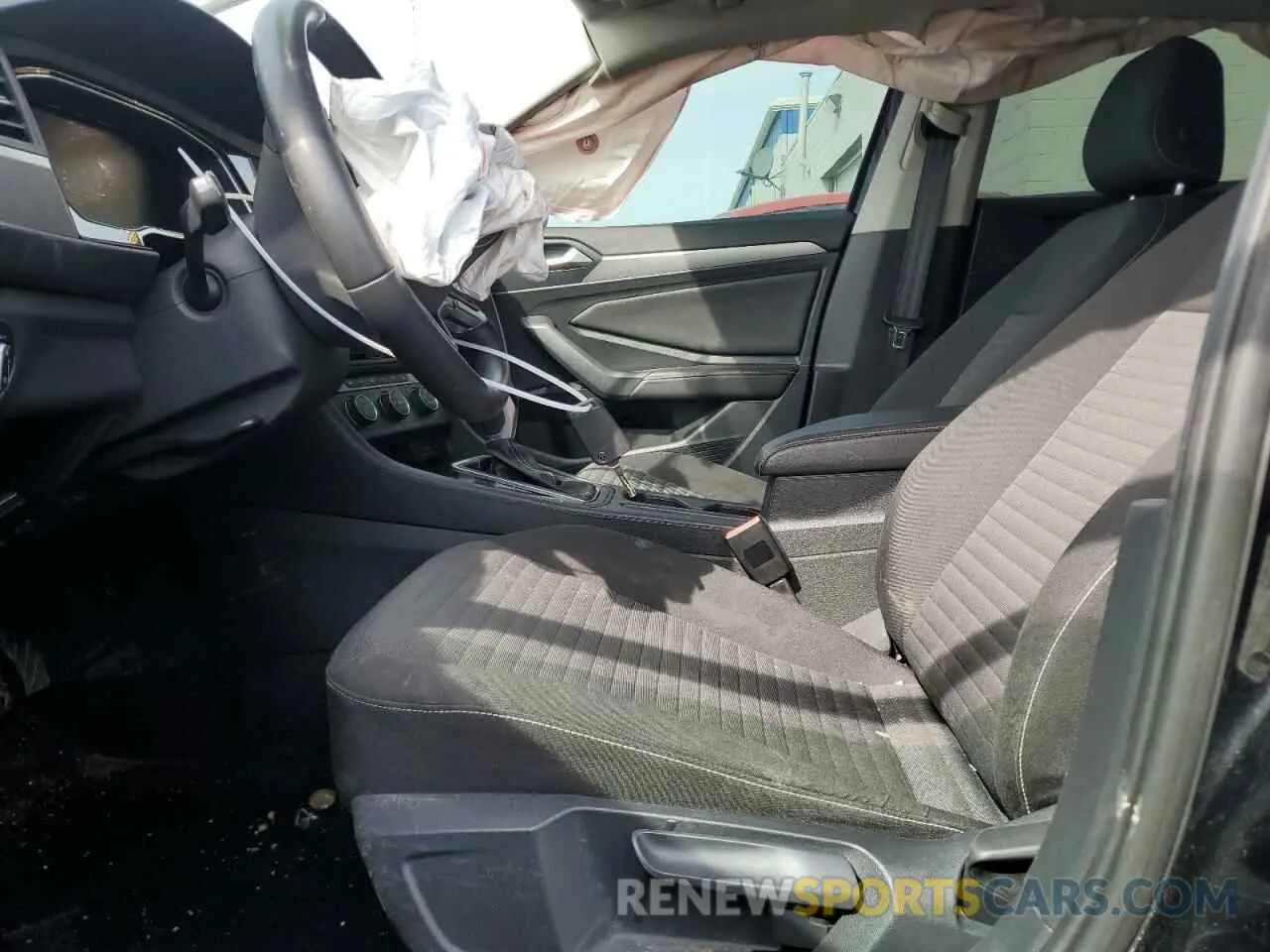 7 Photograph of a damaged car 3VWCM7BU8NM031914 VOLKSWAGEN JETTA 2022