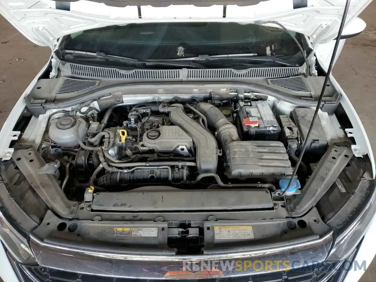 11 Photograph of a damaged car 3VWCM7BU9NM026611 VOLKSWAGEN JETTA 2022