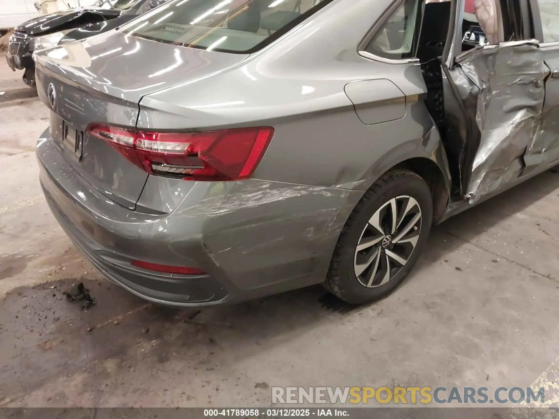 6 Photograph of a damaged car 3VWCM7BUXNM023393 VOLKSWAGEN JETTA 2022