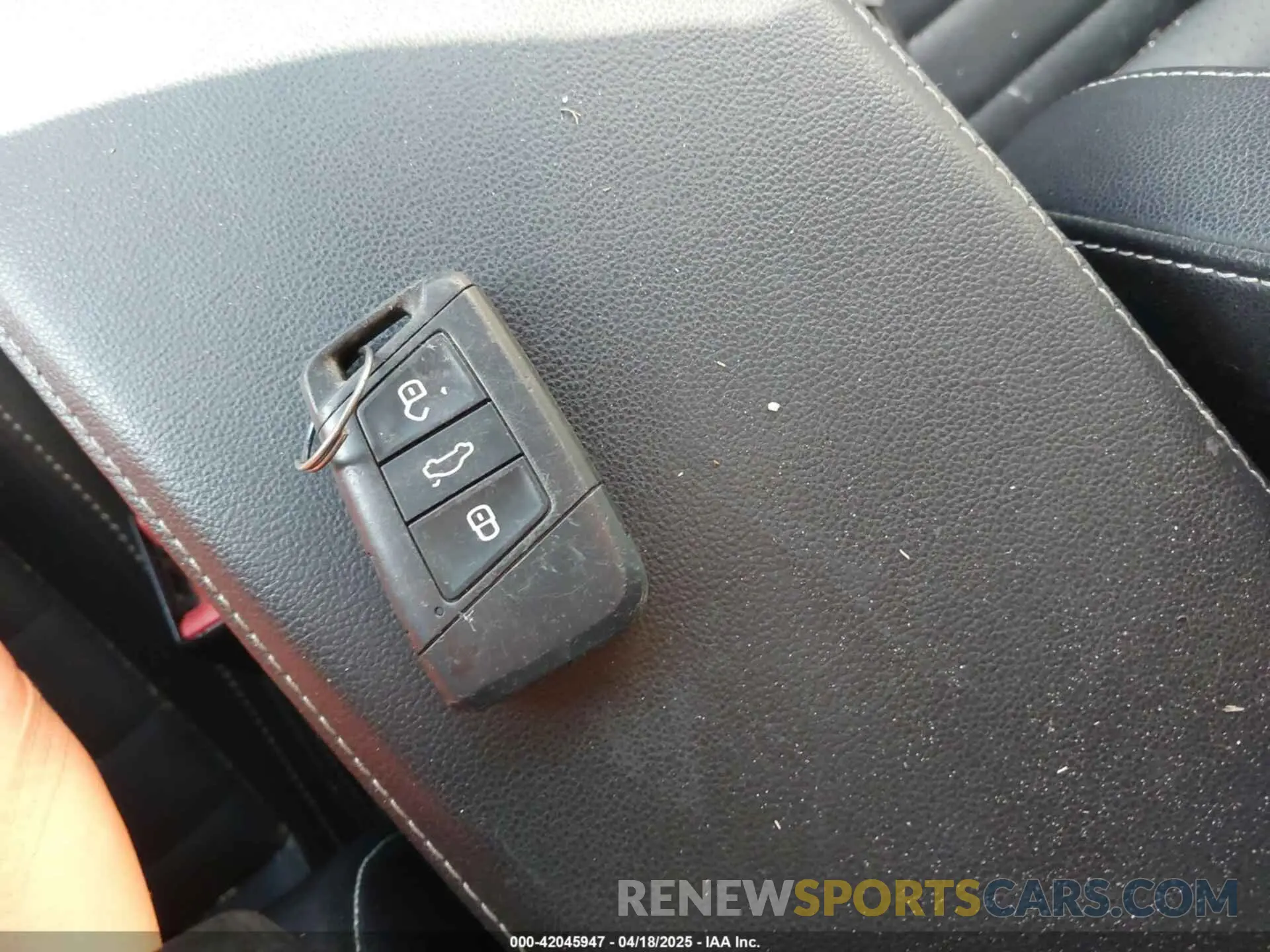 11 Photograph of a damaged car 3VWEM7BU6NM026607 VOLKSWAGEN JETTA 2022