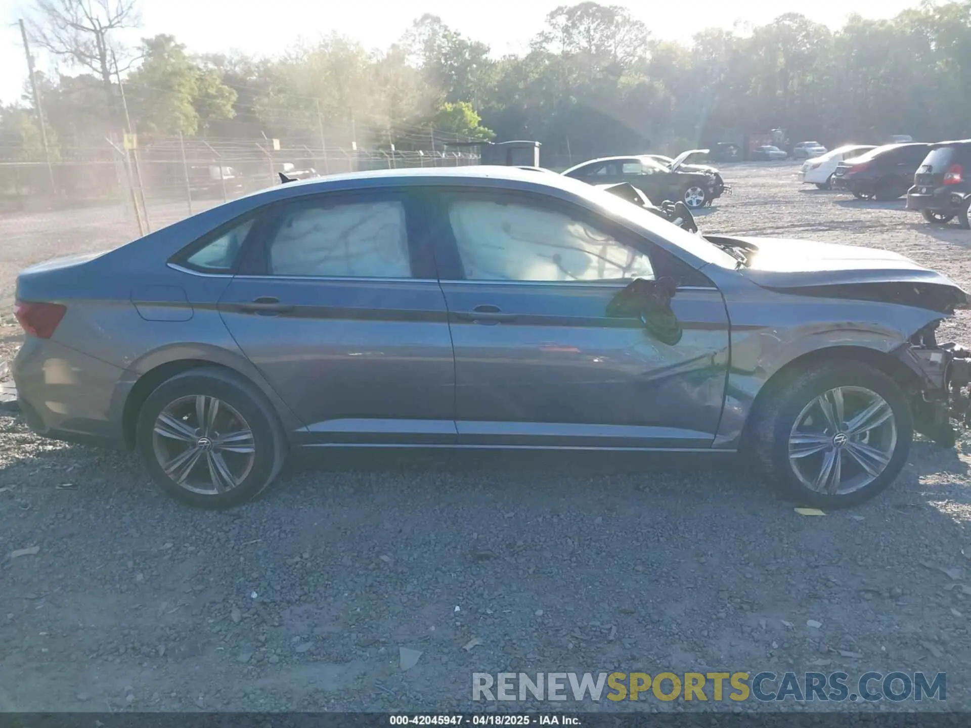14 Photograph of a damaged car 3VWEM7BU6NM026607 VOLKSWAGEN JETTA 2022
