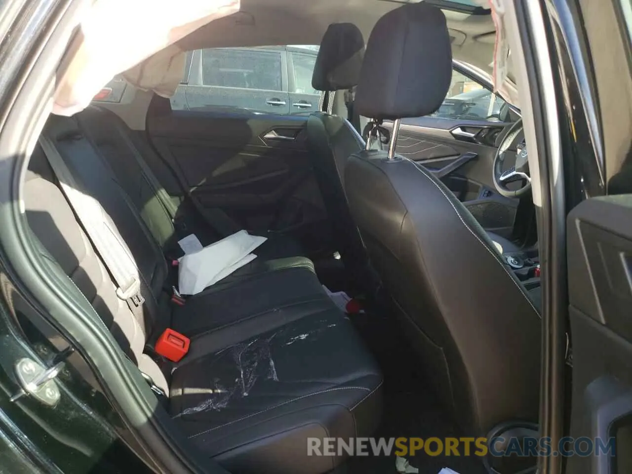 10 Photograph of a damaged car 3VWGM7BU4NM033130 VOLKSWAGEN JETTA 2022
