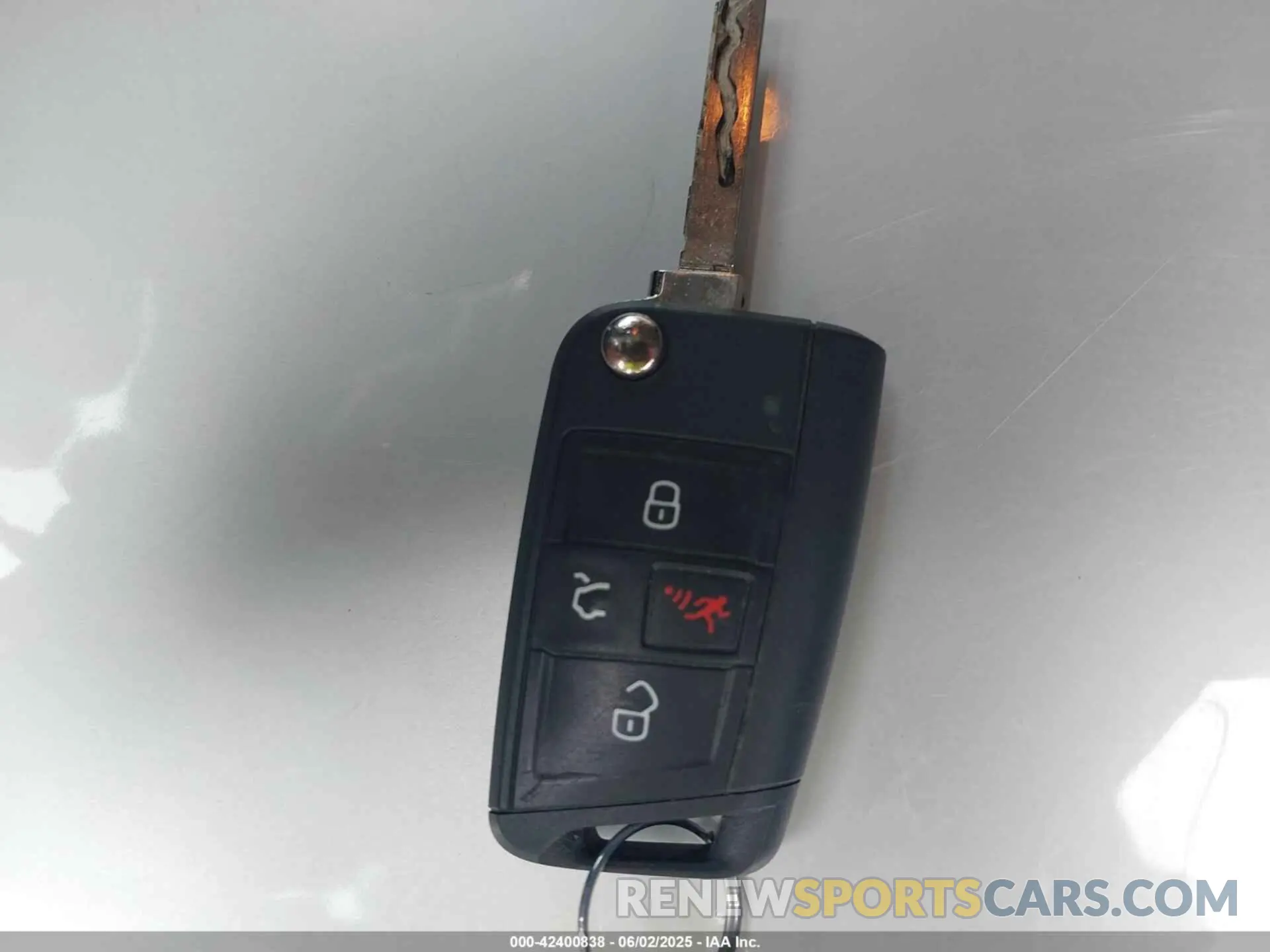 11 Photograph of a damaged car 3VW4M7BU0PM010739 VOLKSWAGEN JETTA 2023